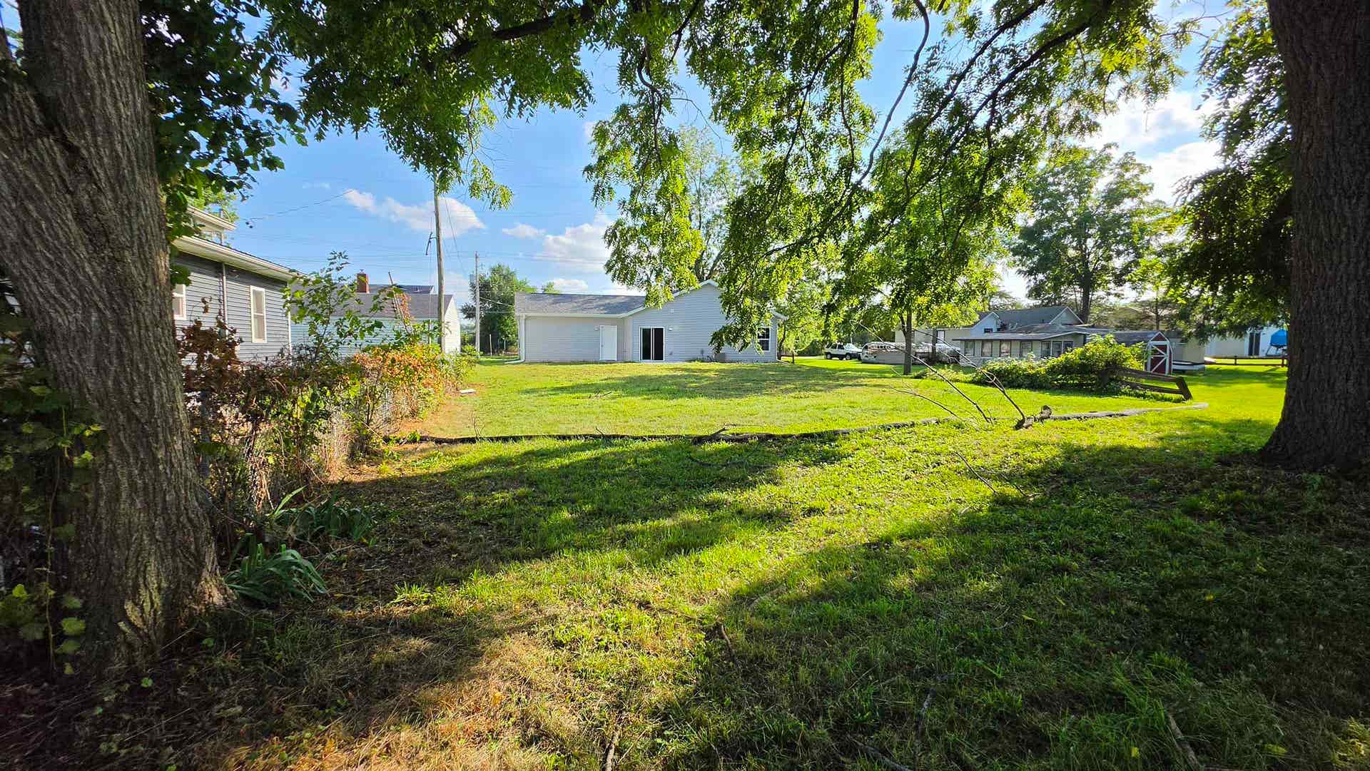 606 W Delavan Drive, Janesville, WI 53548