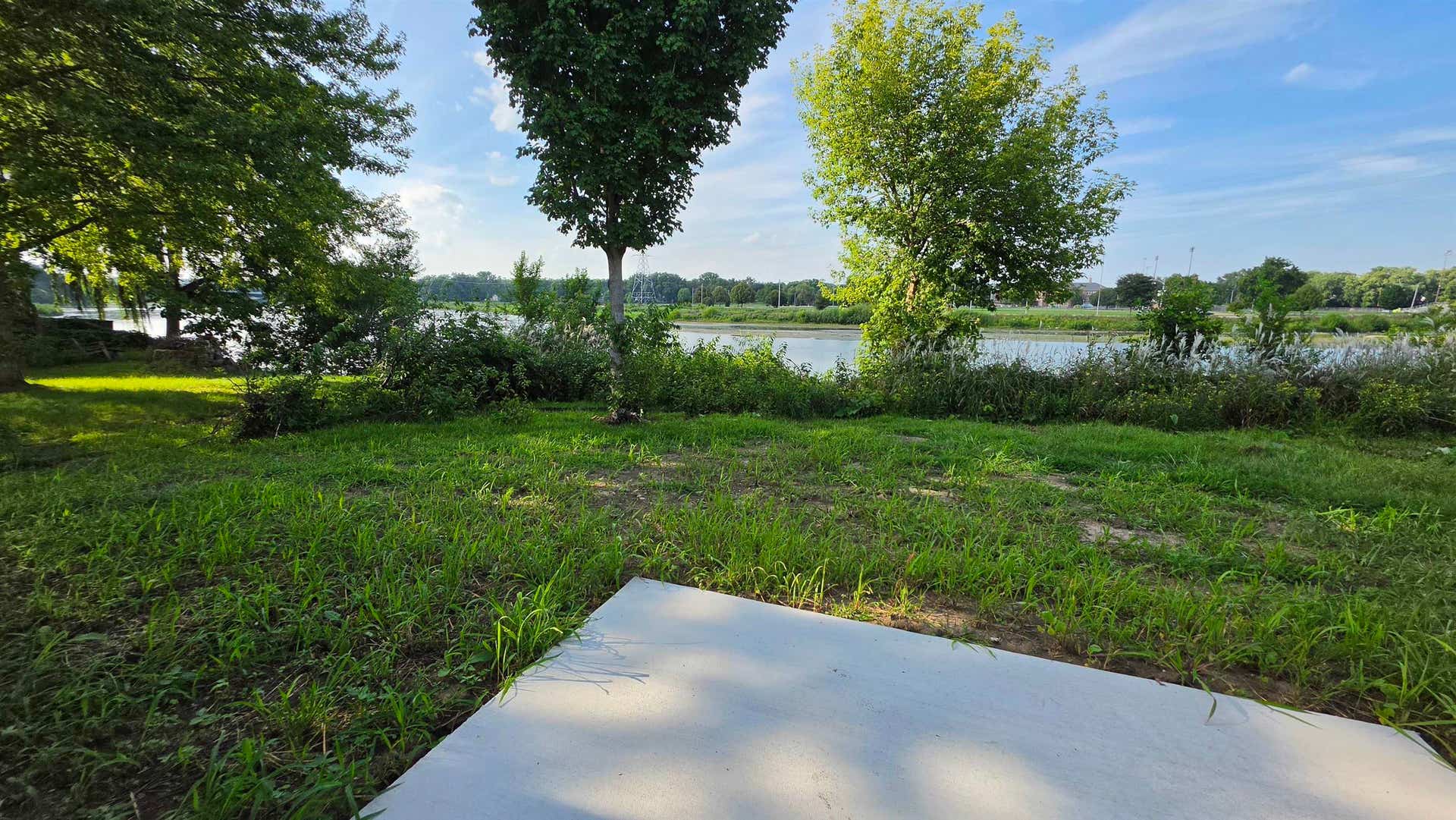 632 W Delavan Drive, Janesville, WI 53548