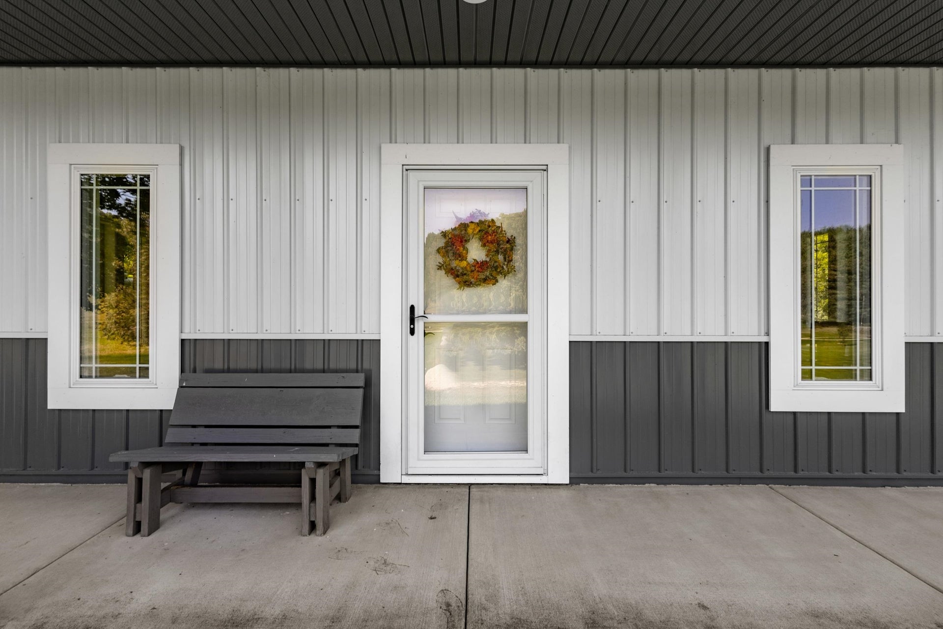 26060 Poole Lane, Rockbridge, WI 53581