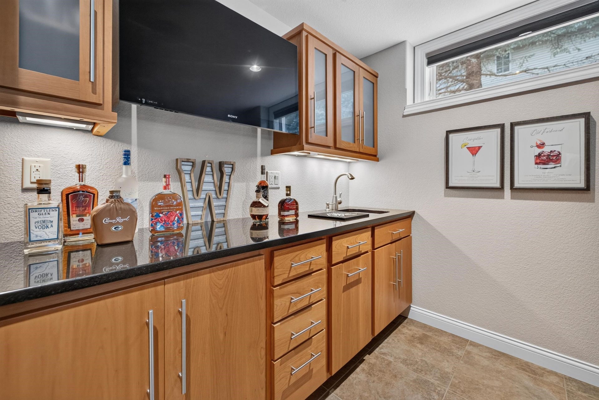 5480 Walden Bay Drive, Westport, WI 53597
