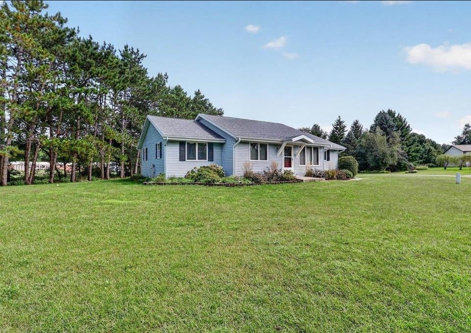 W516 Cozee Lane, Decatur, WI 53520