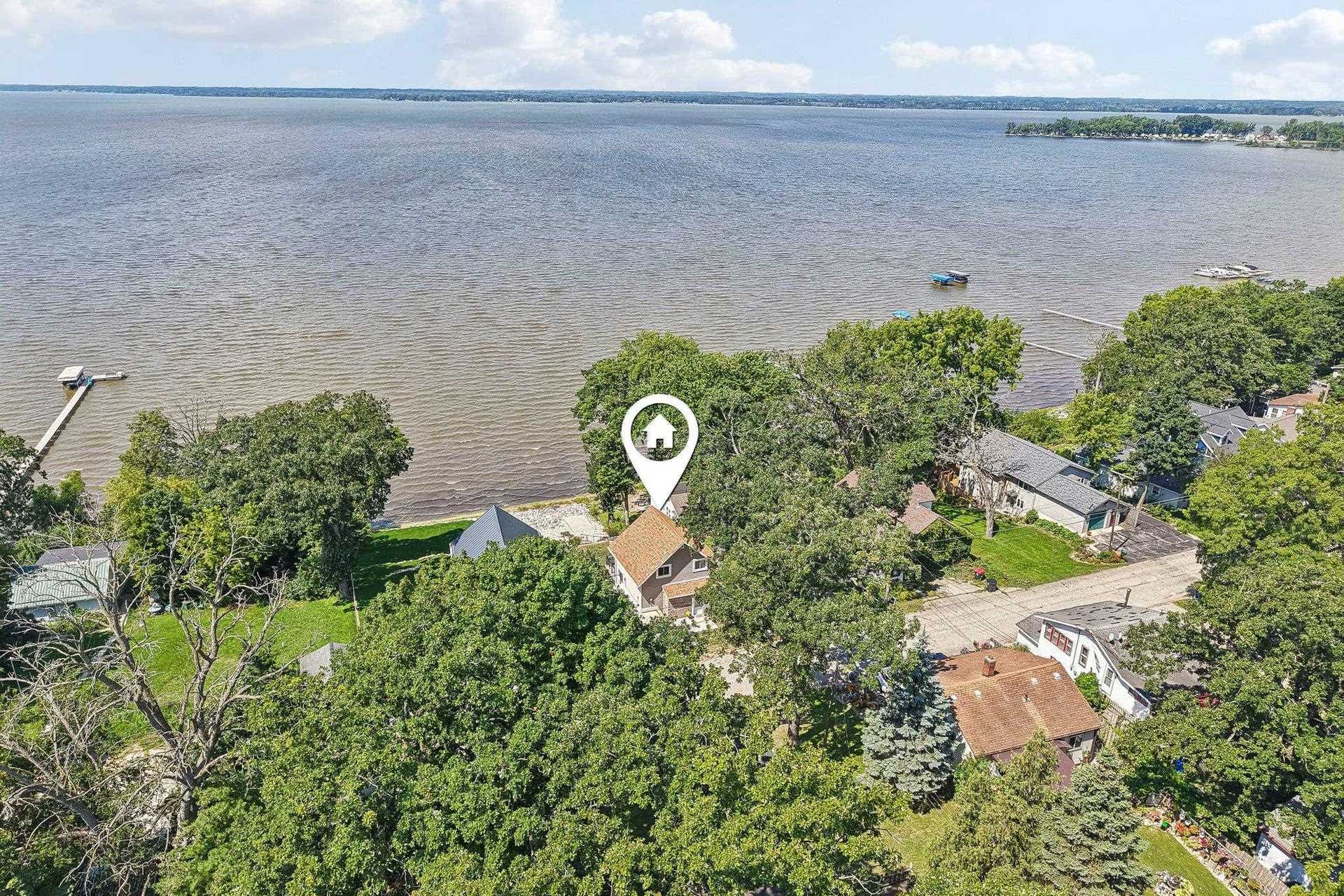 N1049 Vinnie Ha Ha Road, Koshkonong, WI 53538-9507