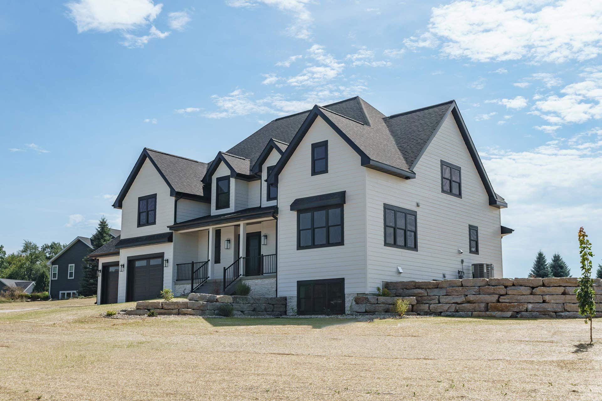 7184 Pfeil Bend, Bristol, WI 53590