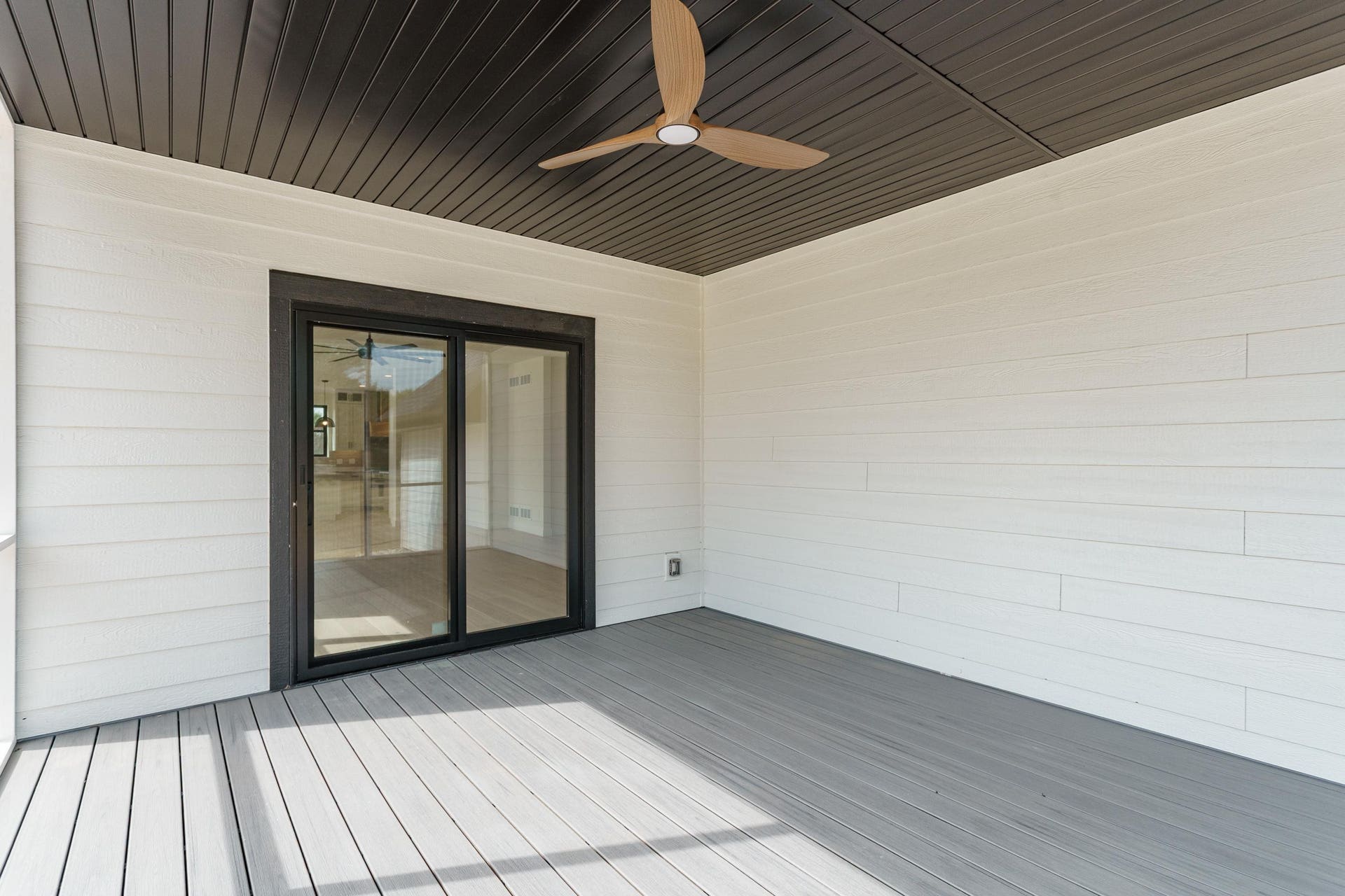 7184 Pfeil Bend, Bristol, WI 53590