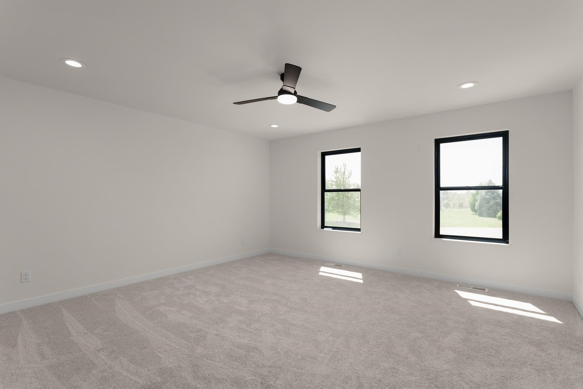7184 Pfeil Bend, Bristol, WI 53590
