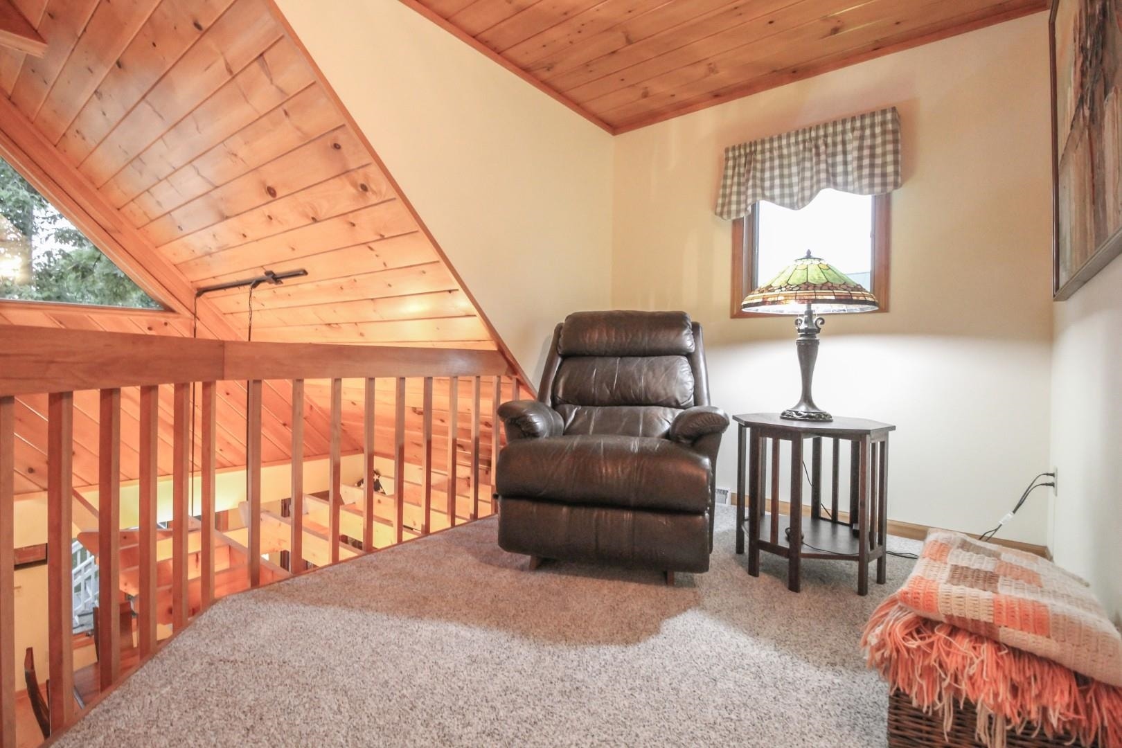 W9056 Ripley Road, Oakland, WI 53523