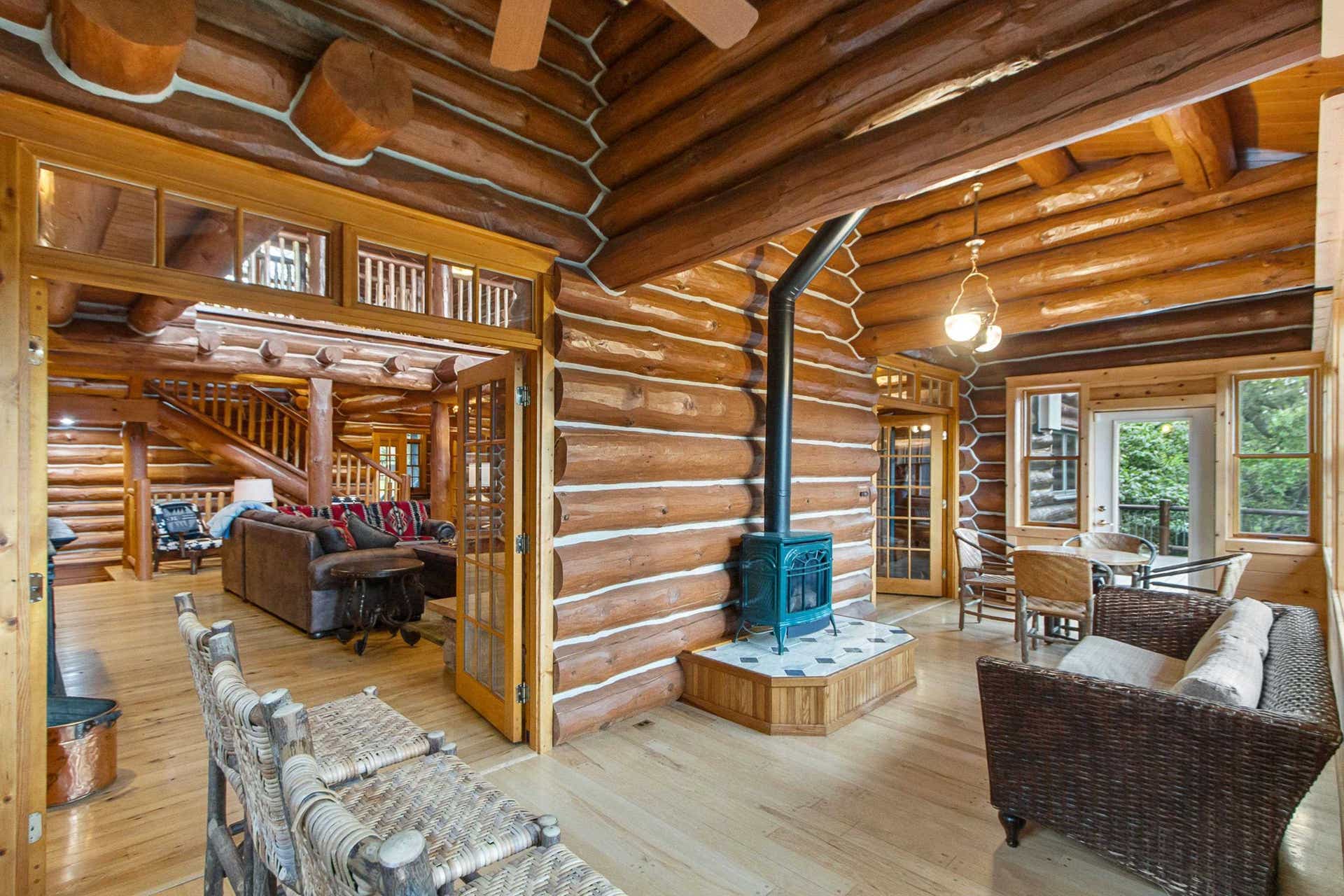 2195 County Road Z, Blue Mounds, WI 53517