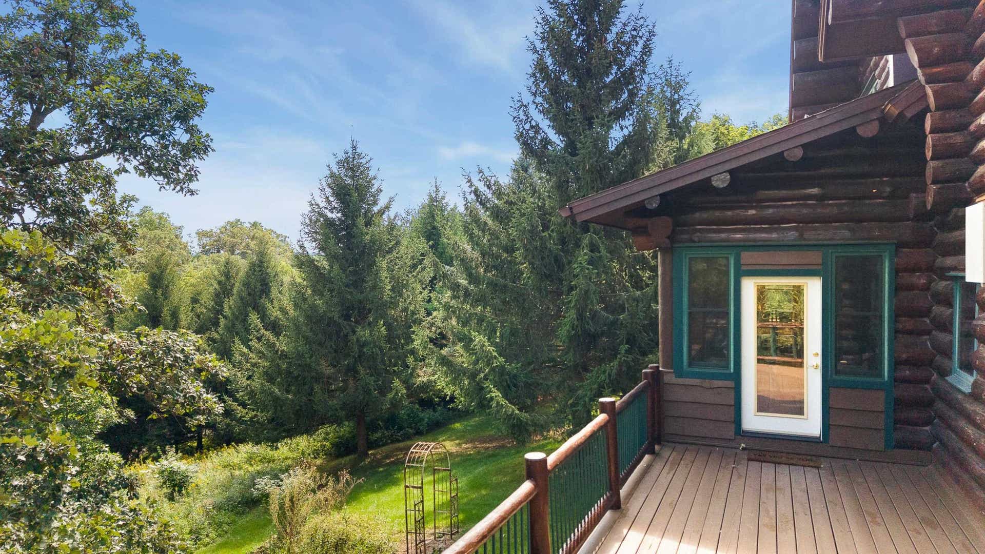 2195 County Road Z, Blue Mounds, WI 53517
