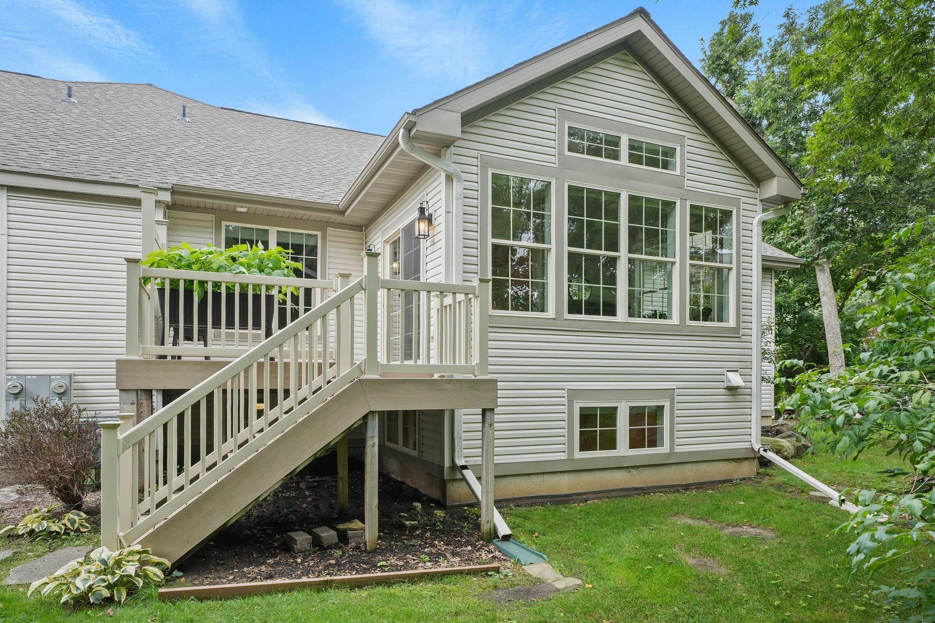 1320 Woodgrove Way, Sun Prairie, WI 53590