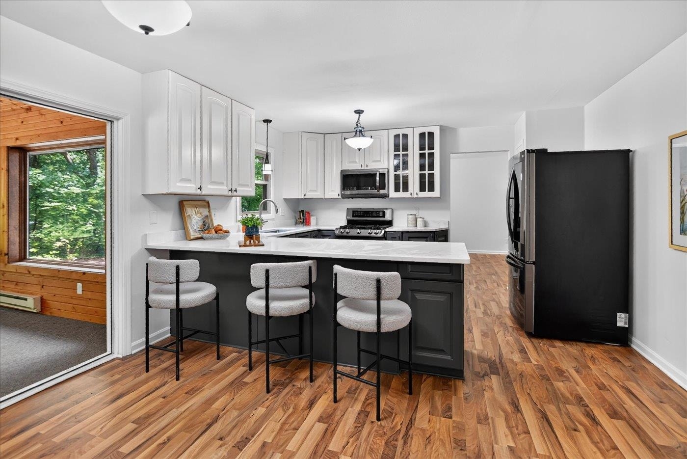 2658 Oak Crest Circle, Sun Prairie, WI 53590
