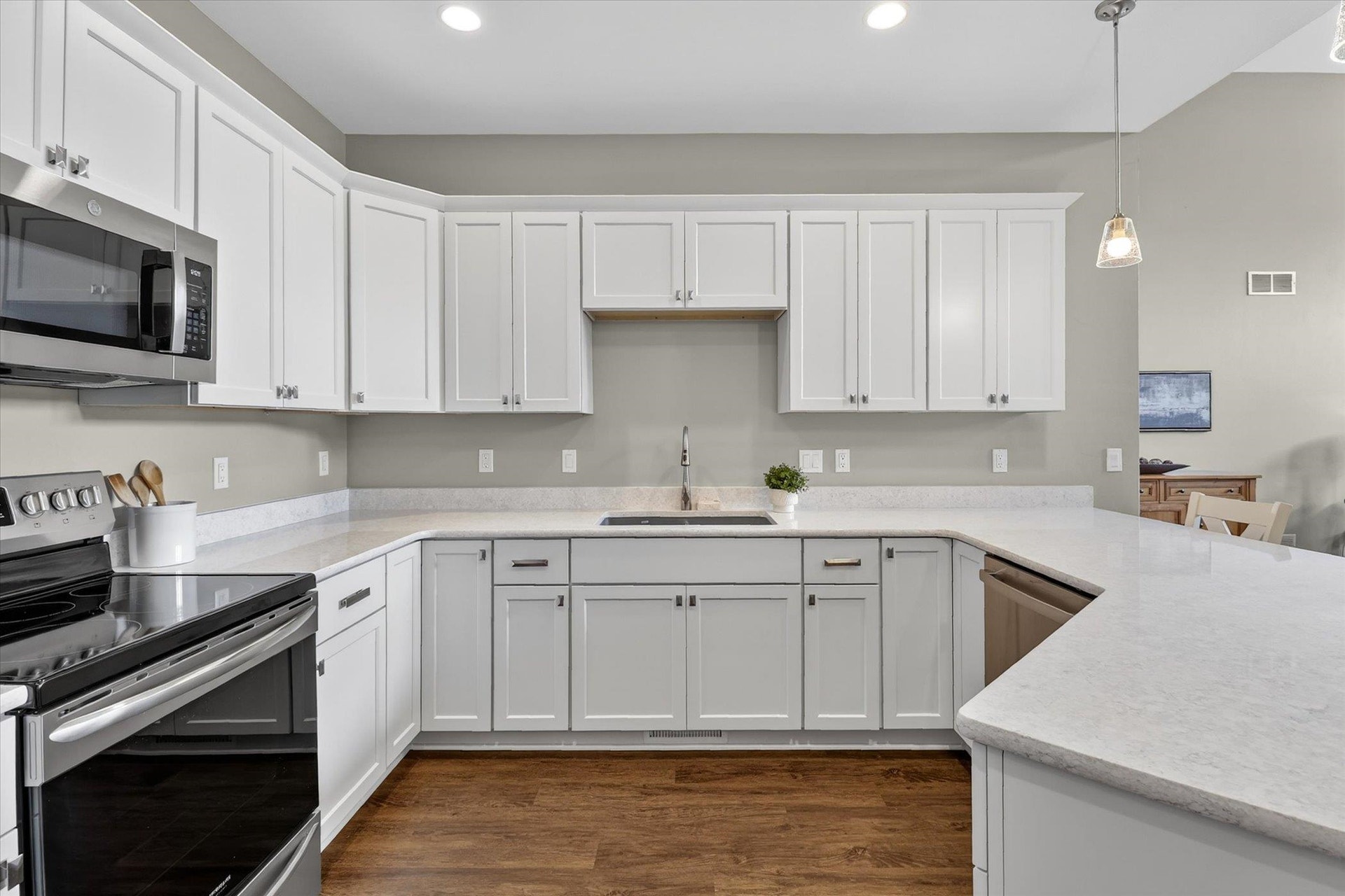 3704 Newcastle Drive, Janesville, WI 53546