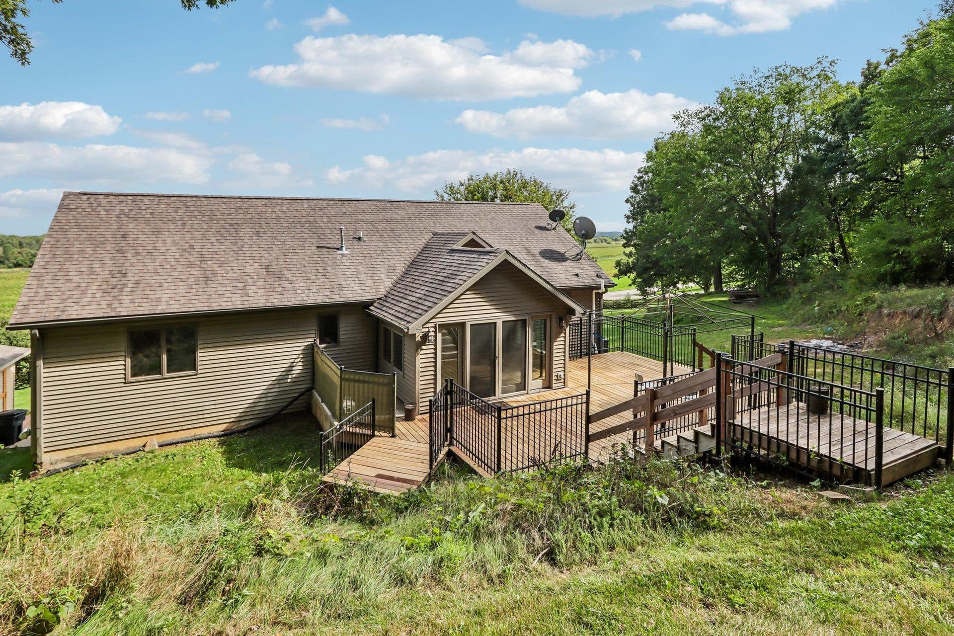 N6485 Kroghville Road, Lake Mills, WI 53594