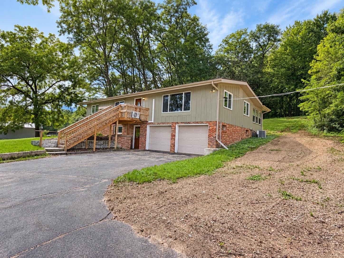 S2437 Meadowview Road, Winfield, WI 53959