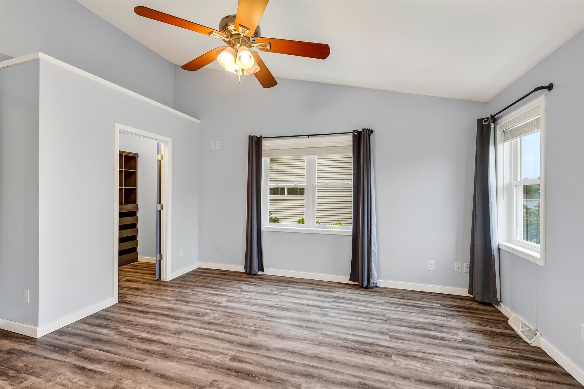 332 Sandridge Trail, Sun Prairie, WI 53590