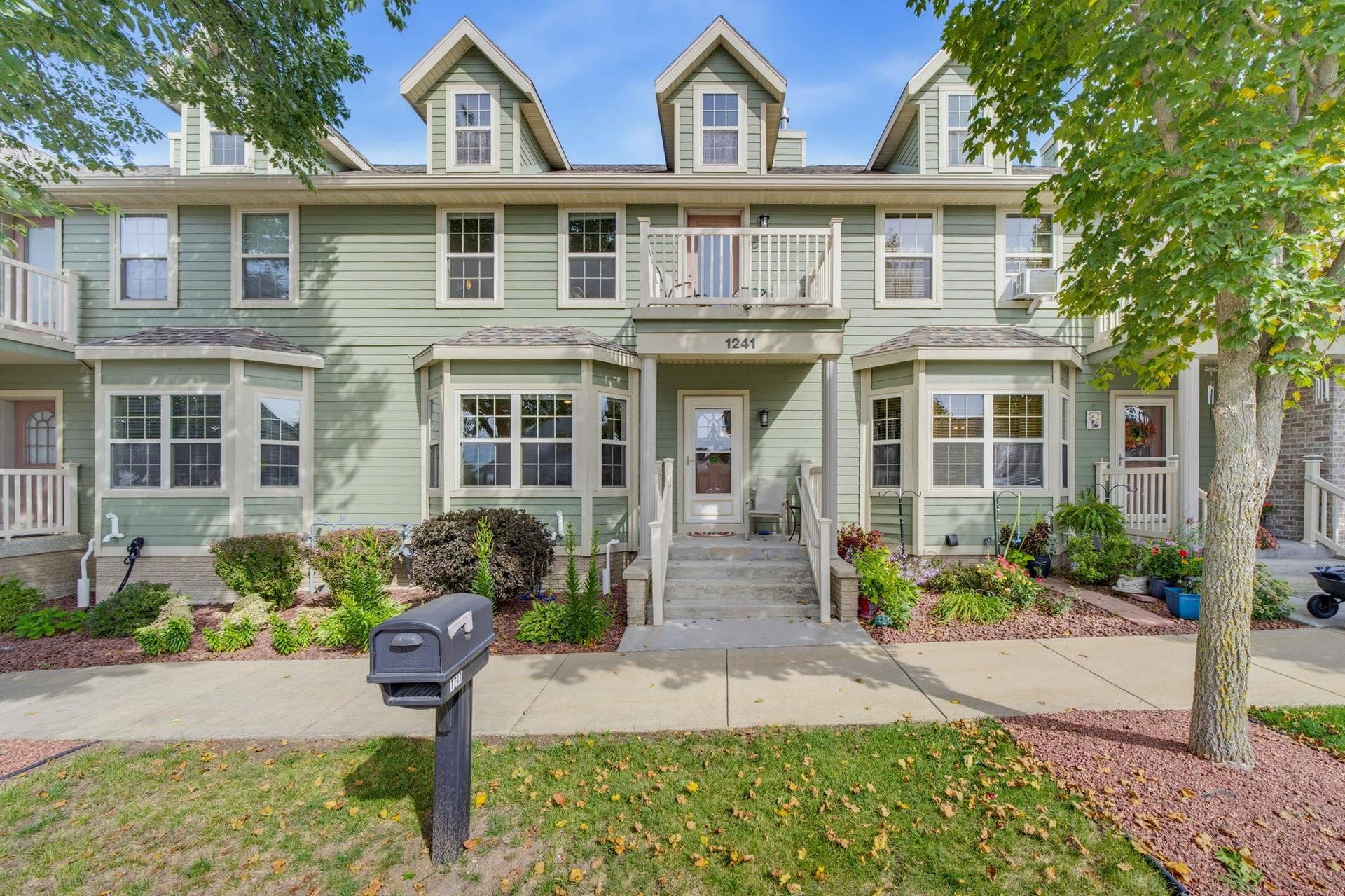 1241 N Pine Street, Sun Prairie, WI 53590