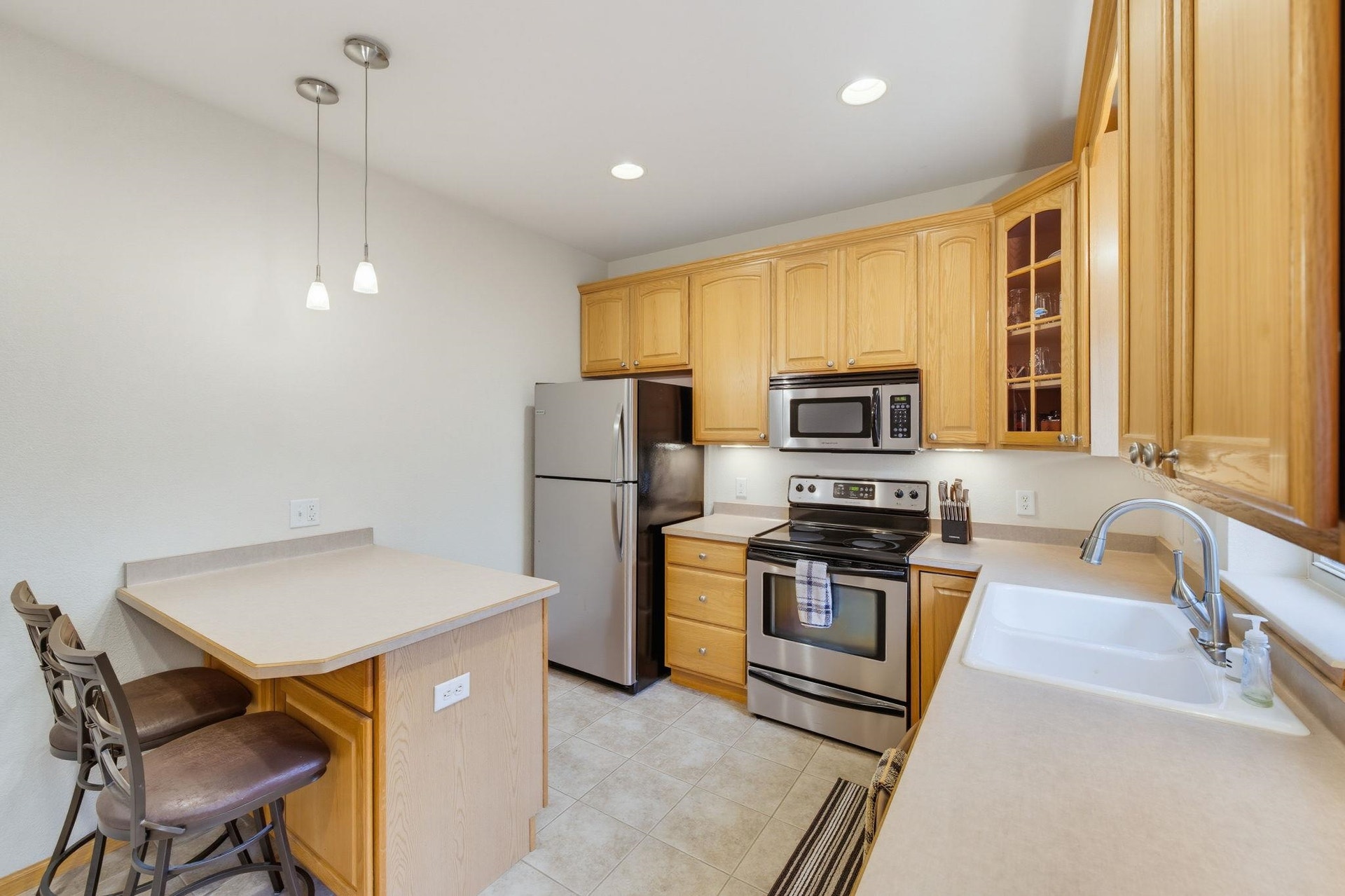 1241 N Pine Street, Sun Prairie, WI 53590