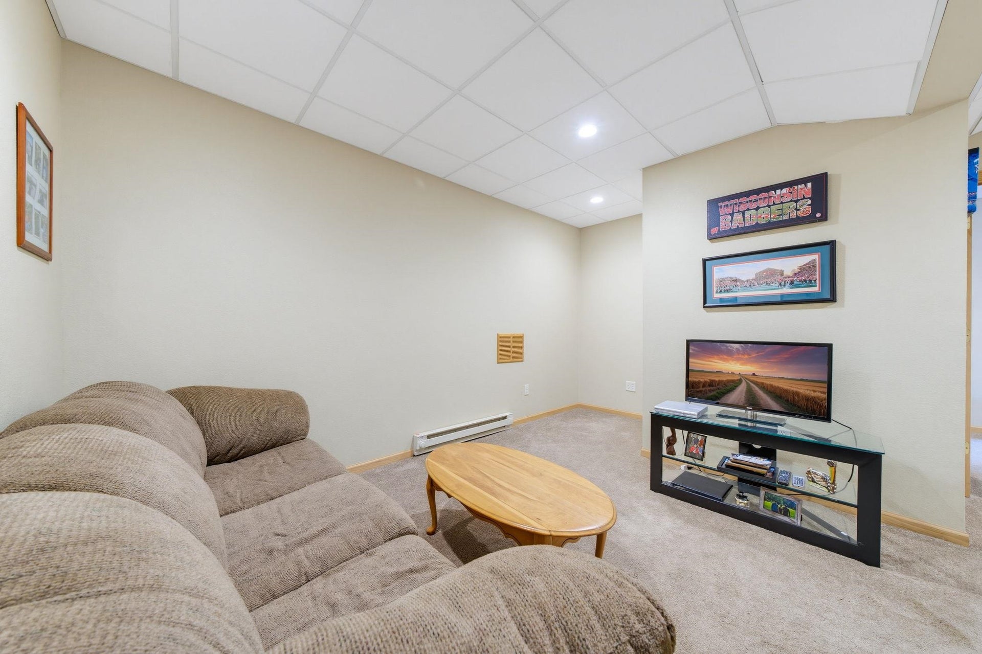 1241 N Pine Street, Sun Prairie, WI 53590
