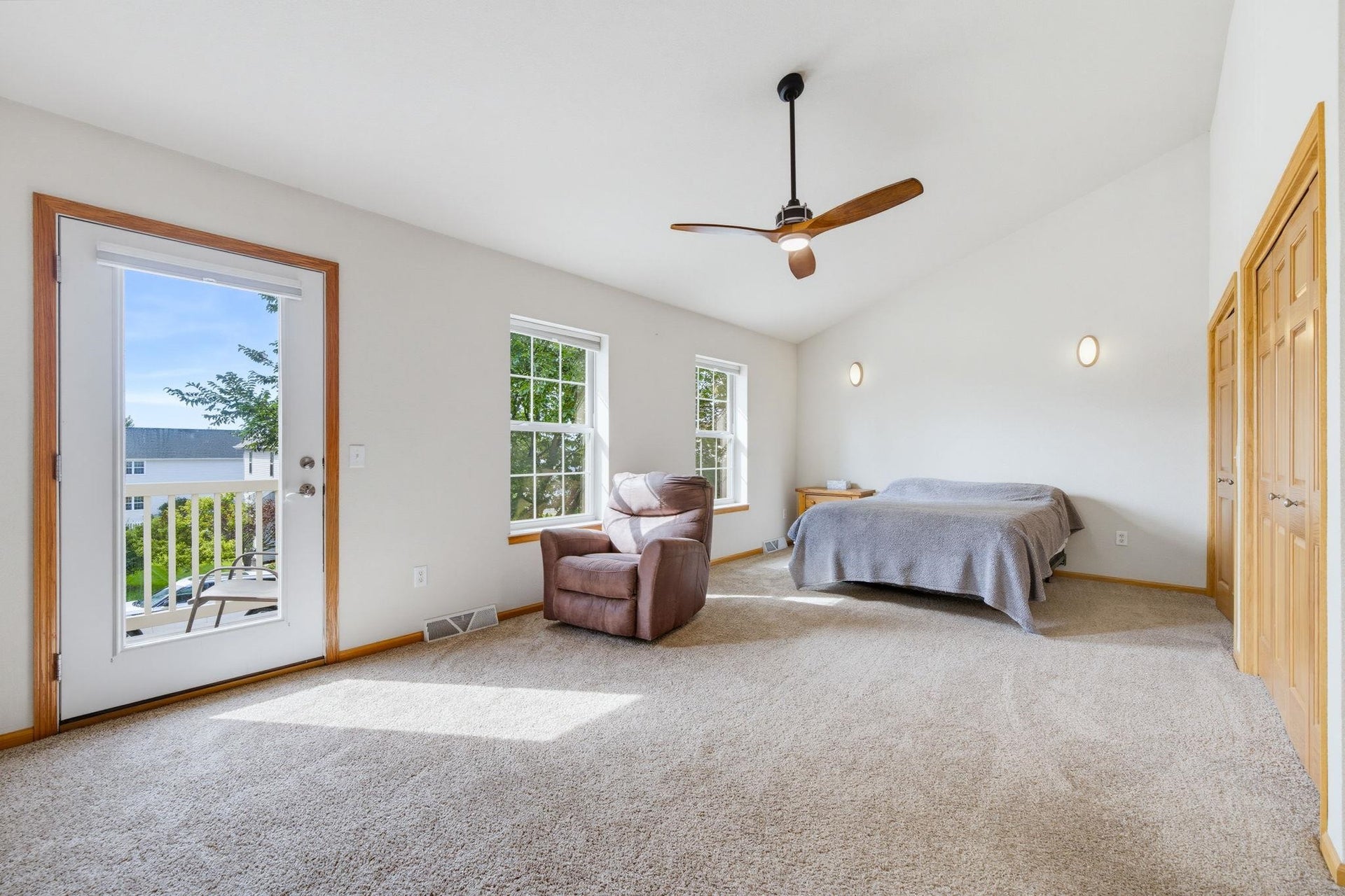 1241 N Pine Street, Sun Prairie, WI 53590