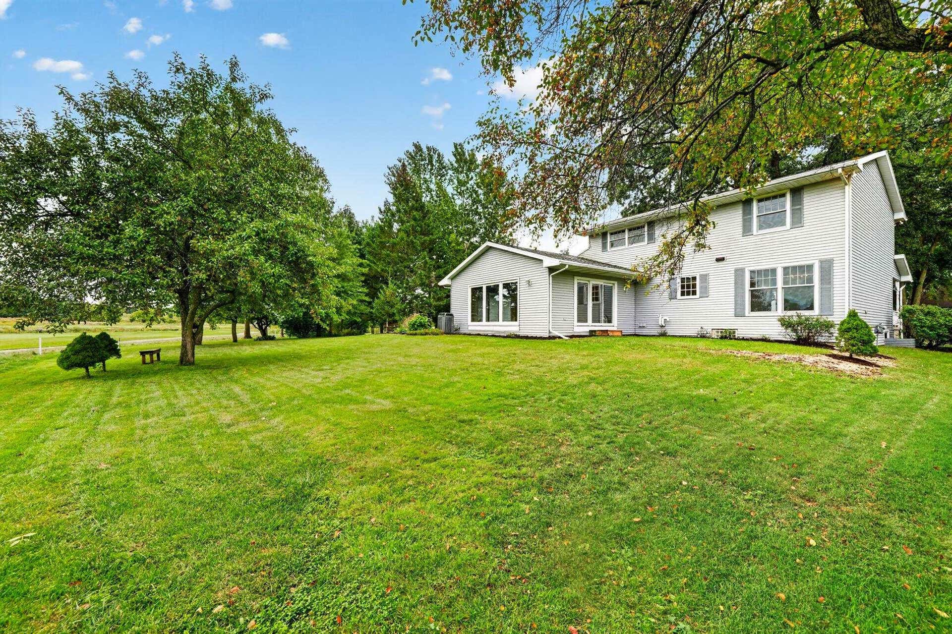 1542 Comanche Glen, Madison, WI 53704