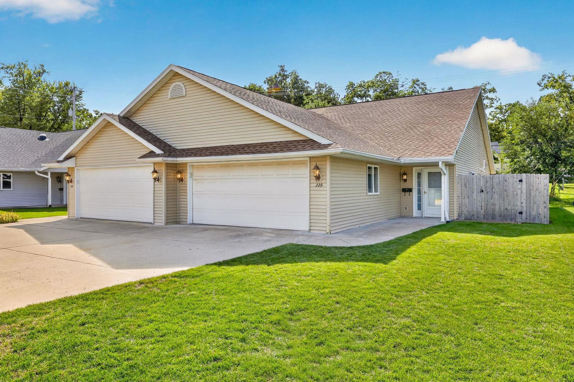 329 Soden Drive, Oregon, WI 53575