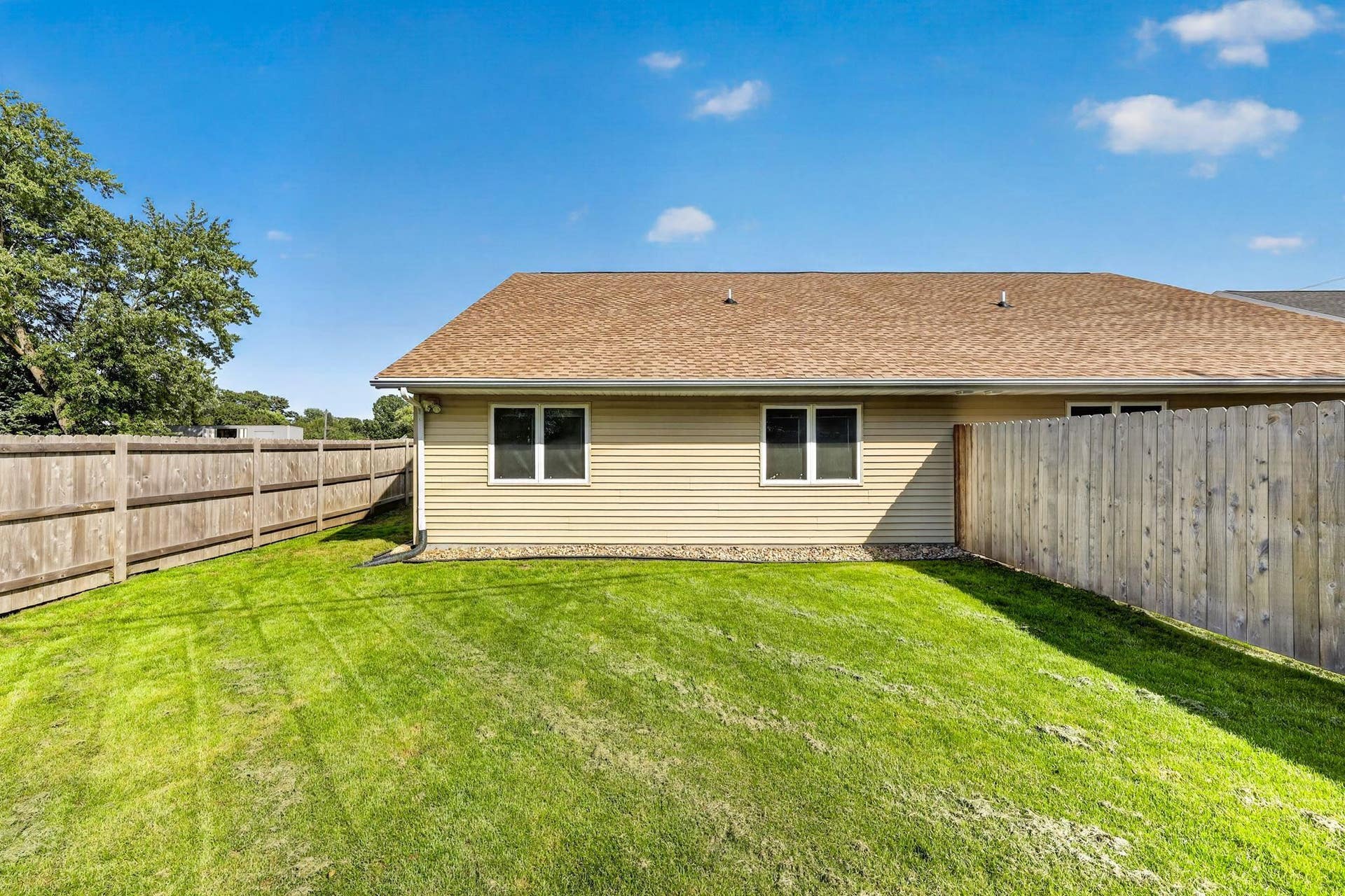 329 Soden Drive, Oregon, WI 53575
