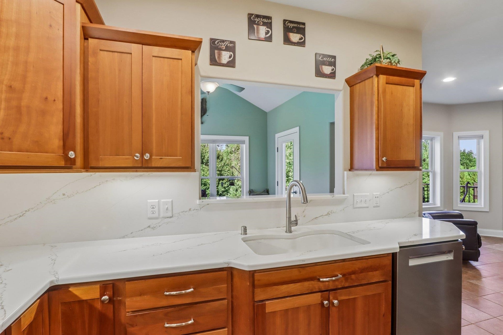 2109 Kilkenny Trail, Waunakee, WI 53597