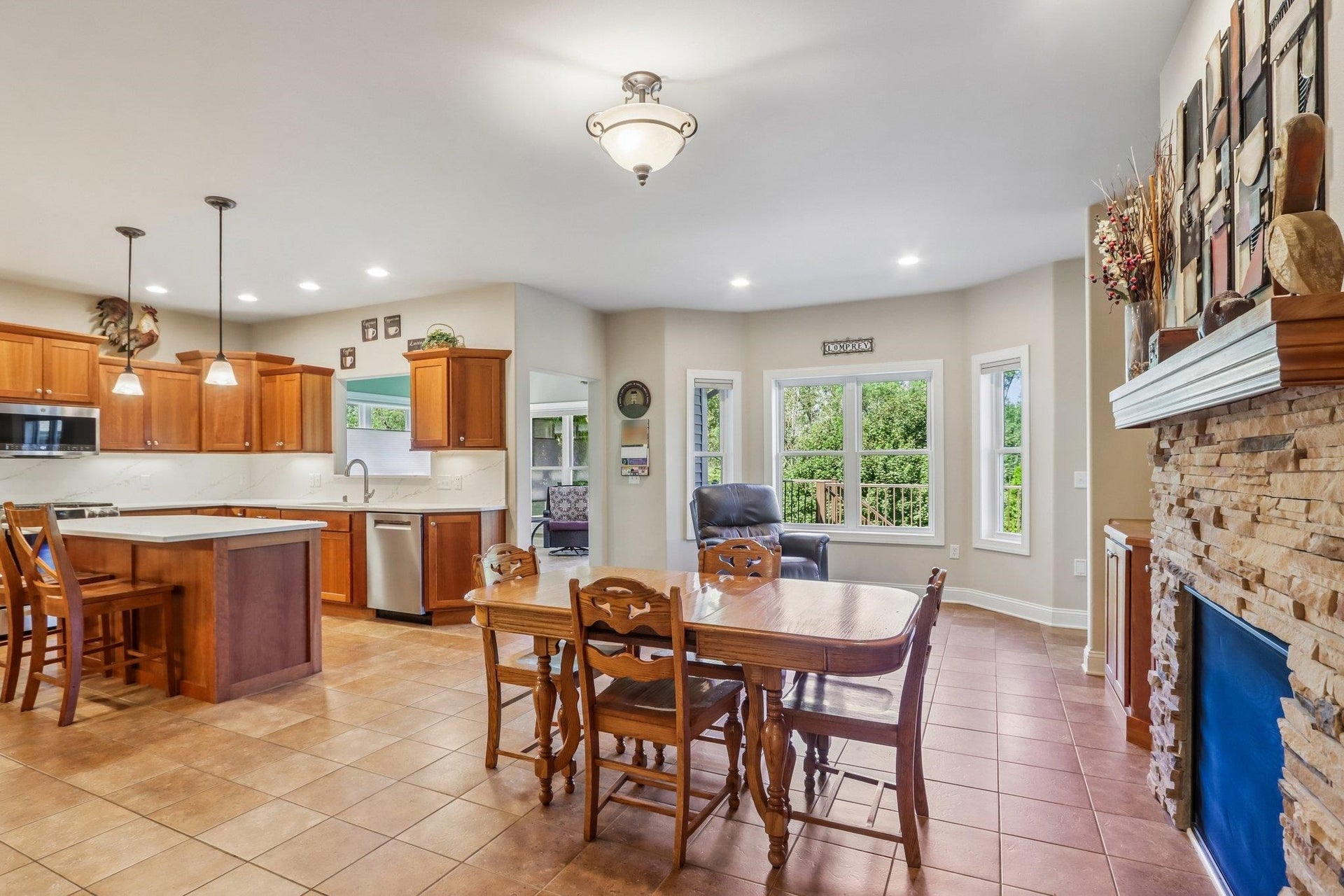 2109 Kilkenny Trail, Waunakee, WI 53597