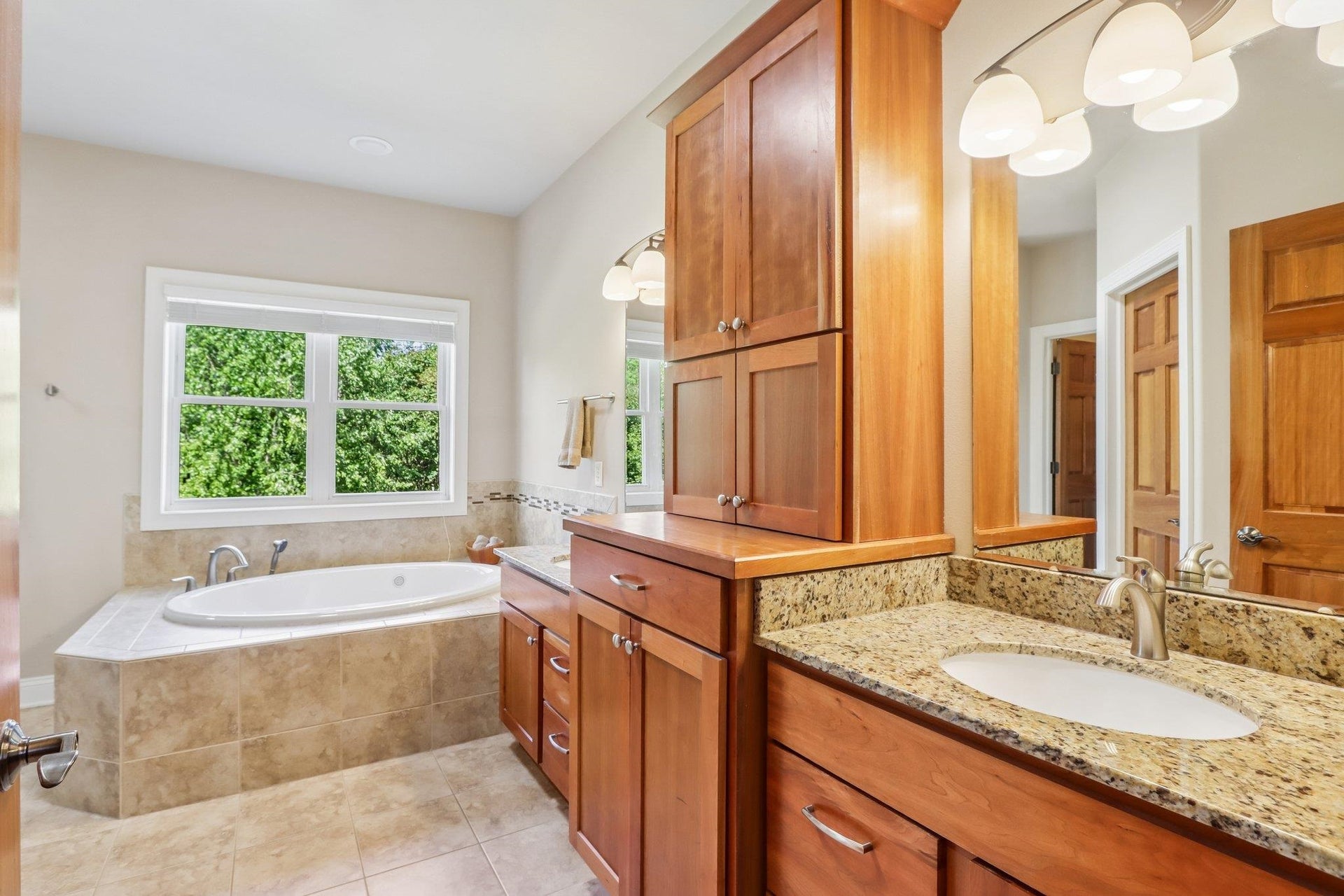 2109 Kilkenny Trail, Waunakee, WI 53597