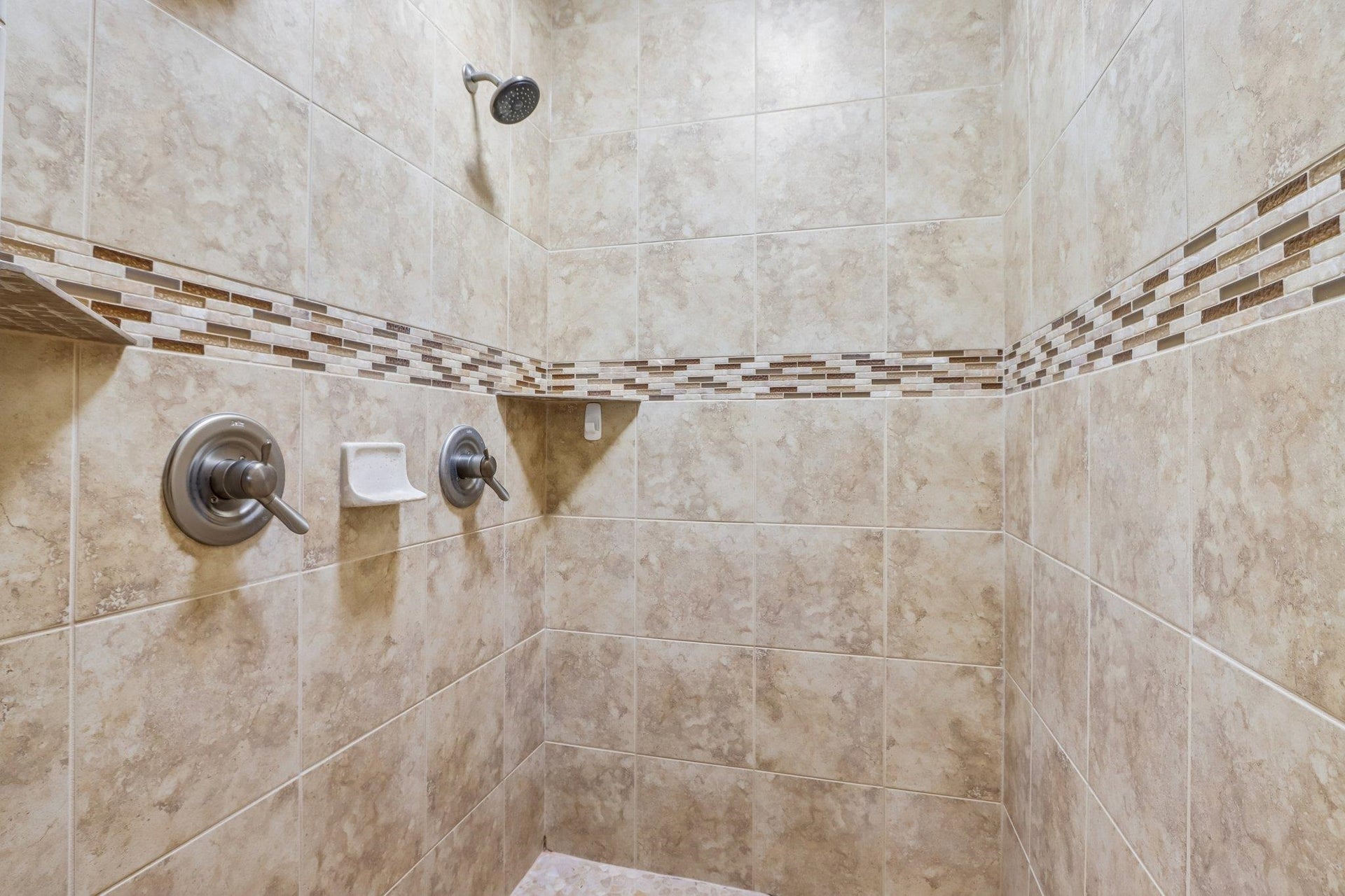 2109 Kilkenny Trail, Waunakee, WI 53597