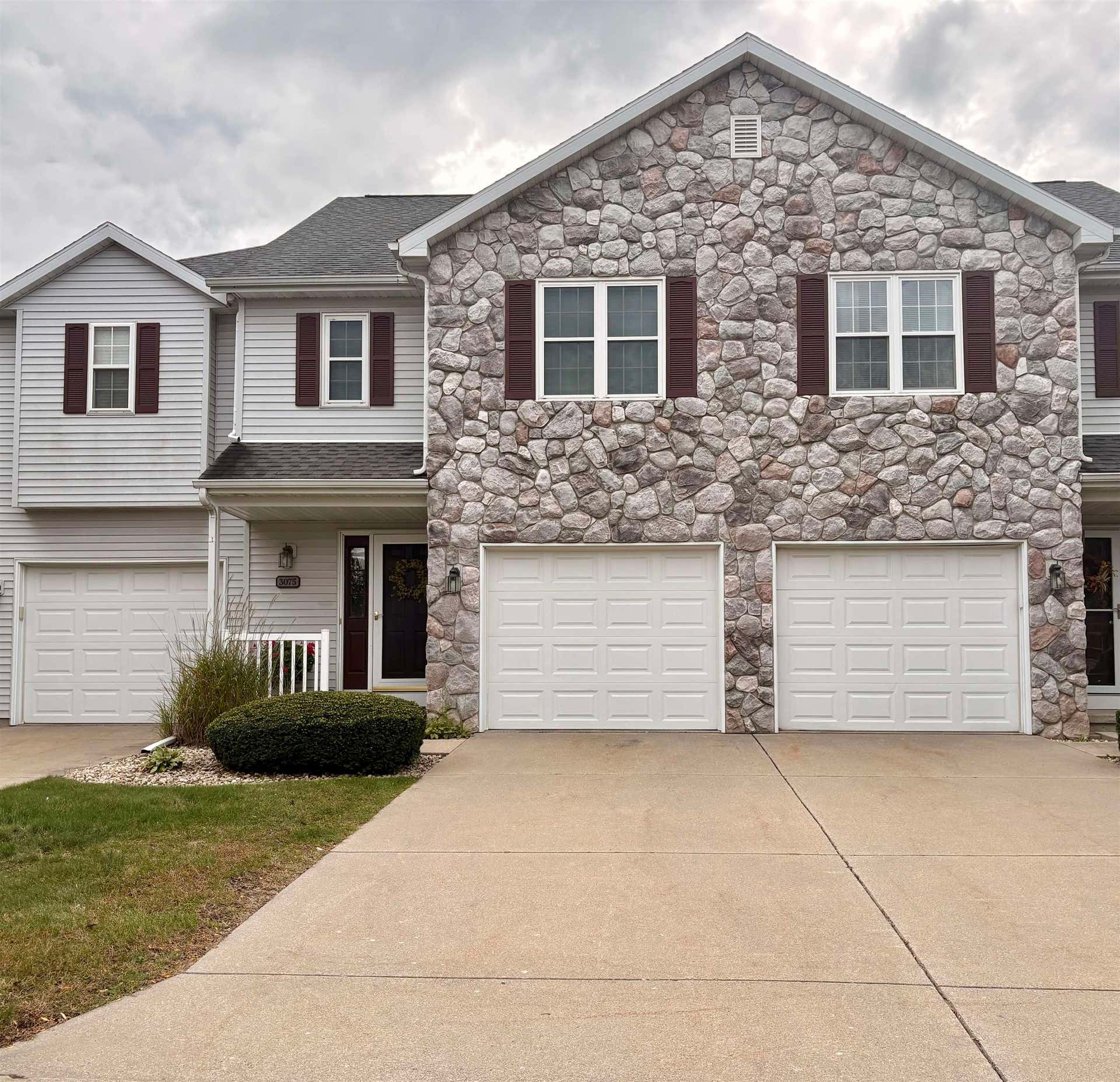 3075 Wyndham Drive, Sun Prairie, WI 53590