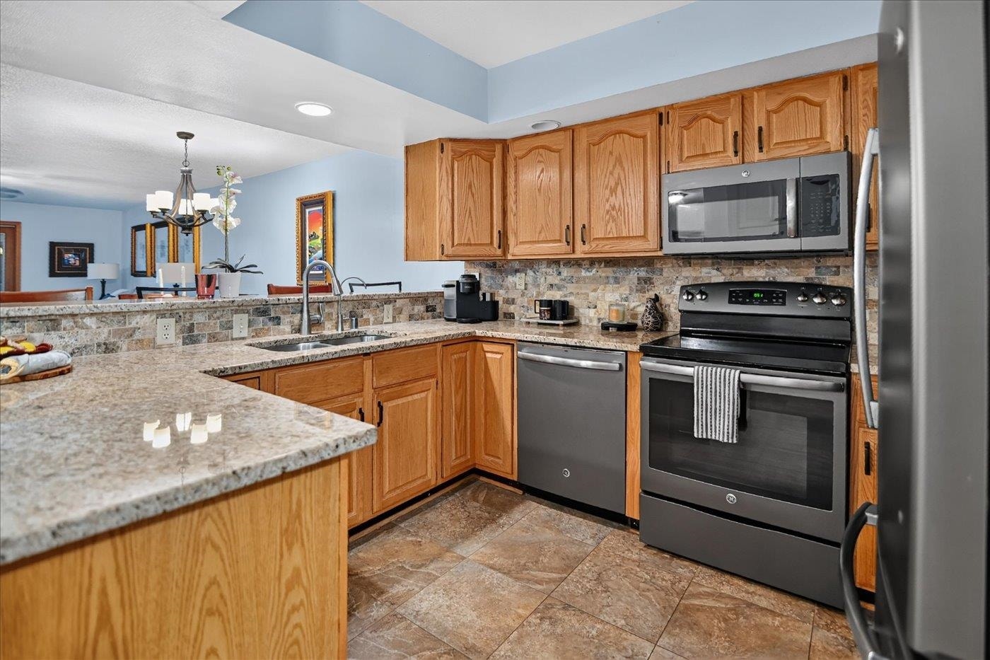 5387 Mariners Cove Drive, #312, Westport, WI 53704