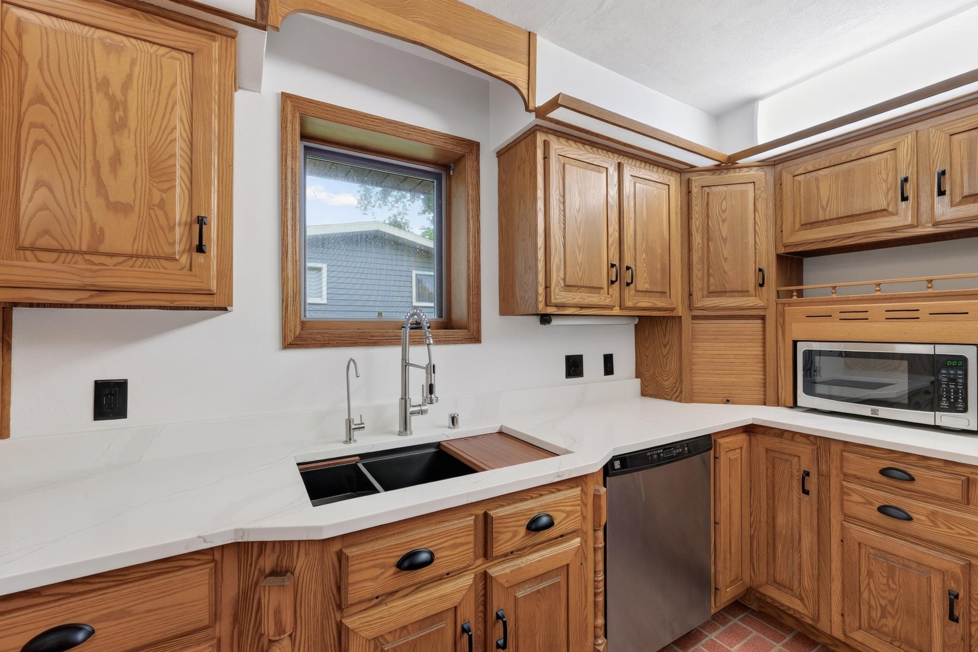 5009 Cottage Grove Road, Madison, WI 53716