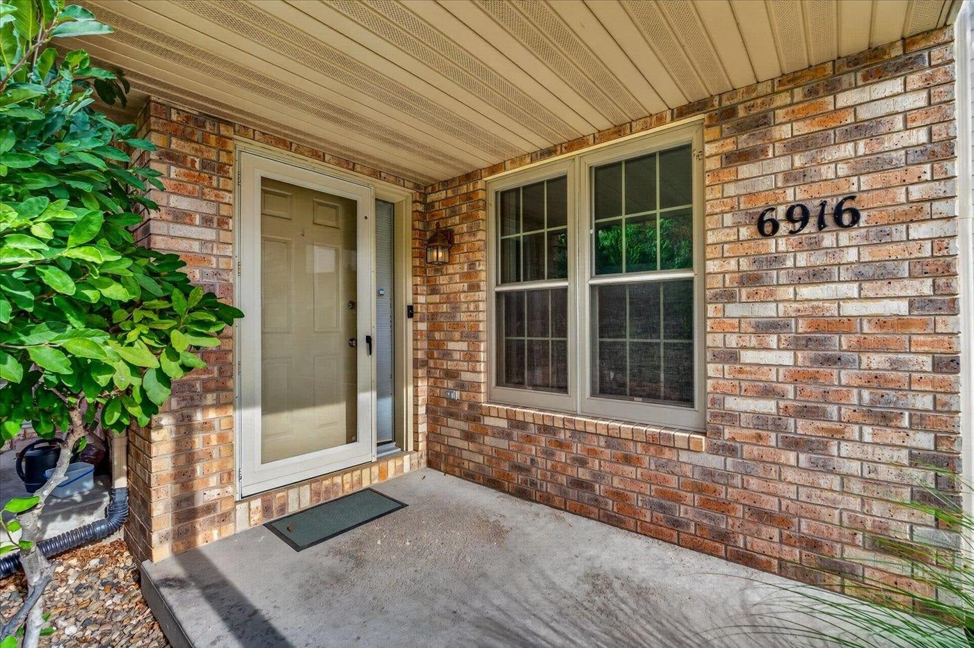 6916 Tottenham Road, Madison, WI 53711