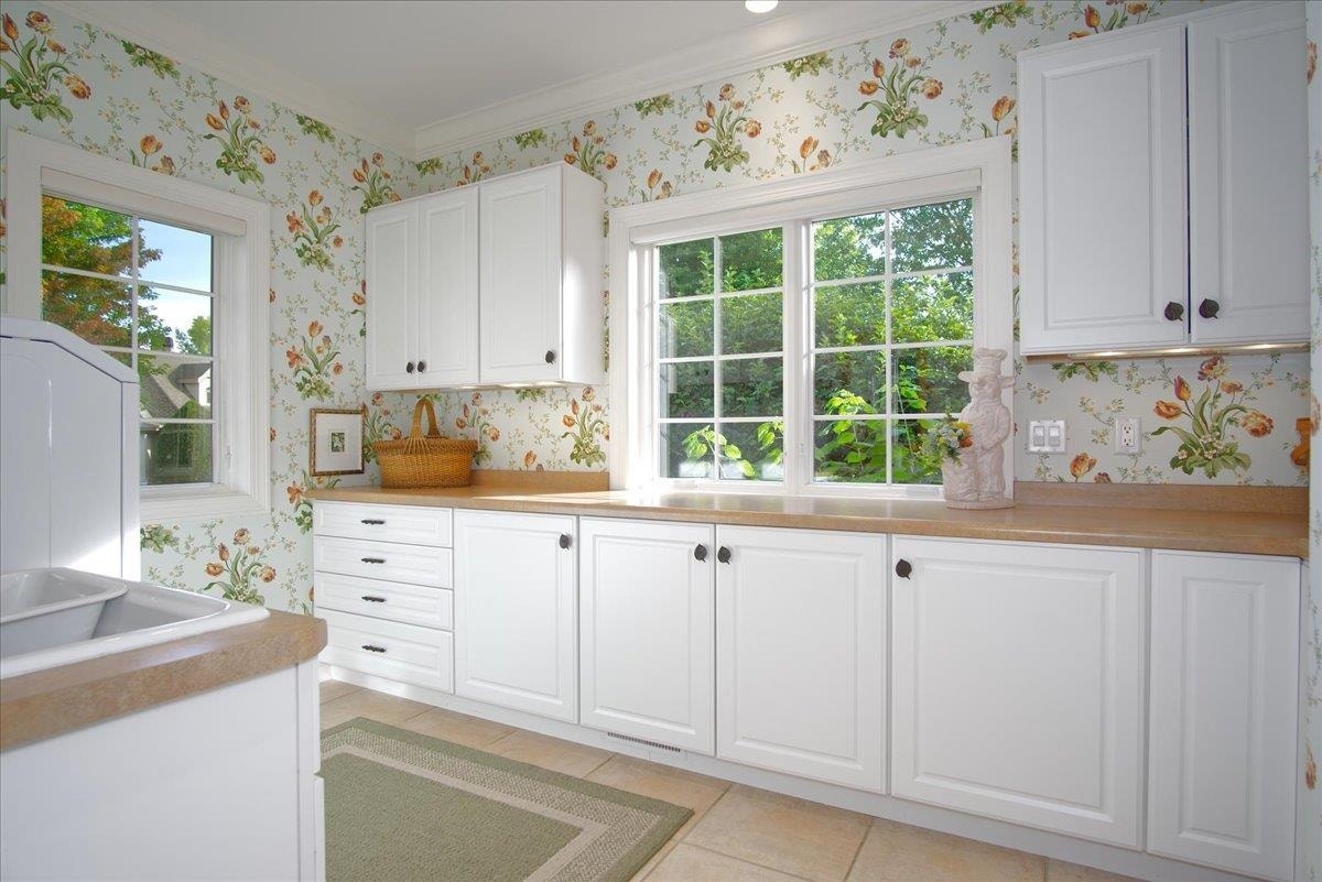 3125 Harlan Circle, Fitchburg, WI 53711