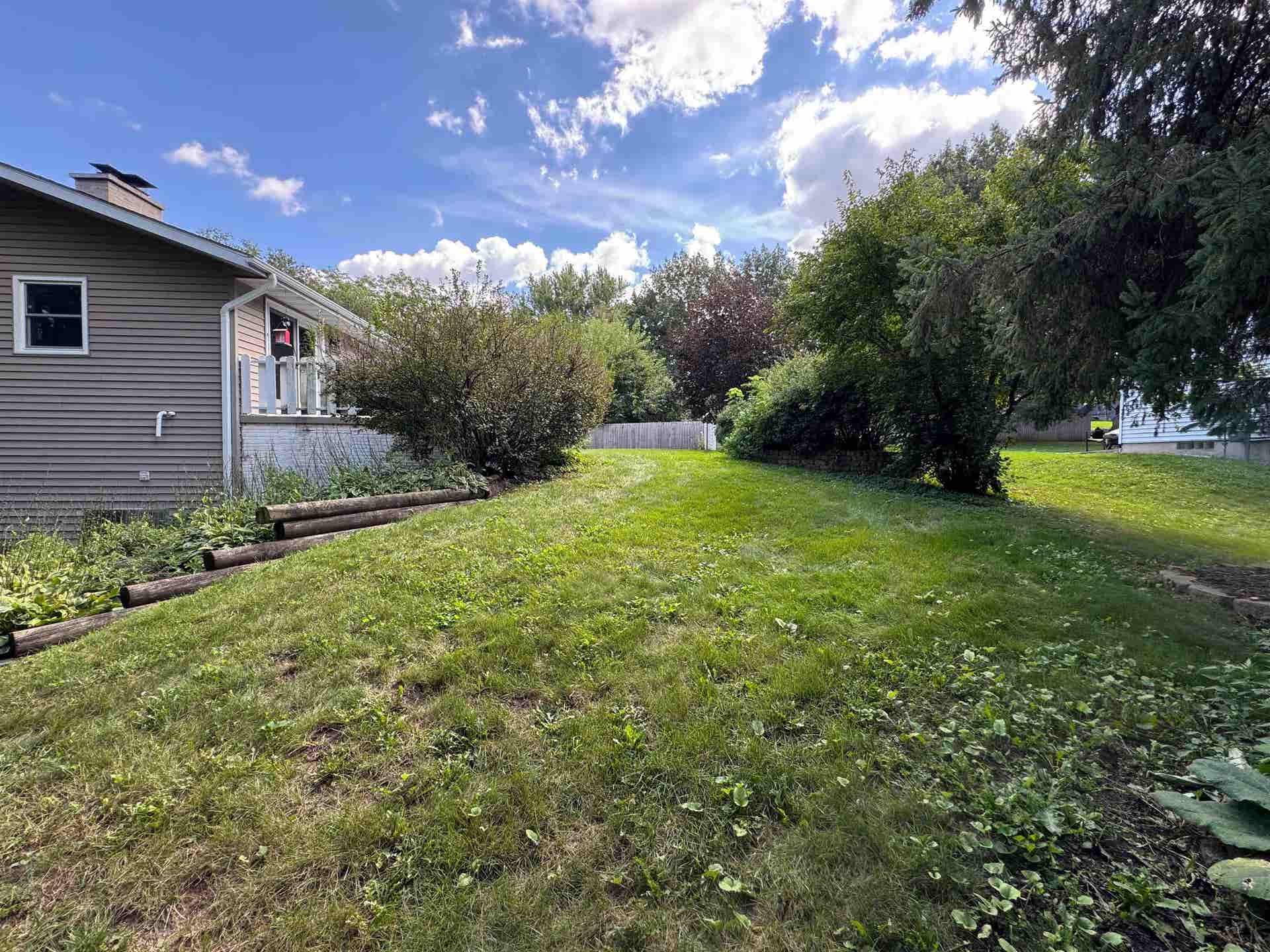 100 Canterbury Court, Waunakee, WI 53597
