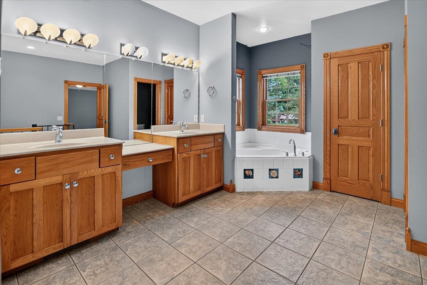 7901 Windermere Court, Middleton, WI 53528