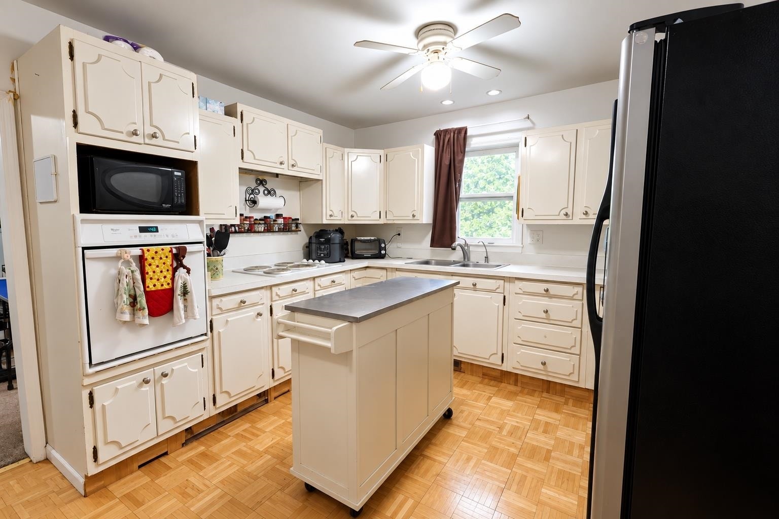 8514 W Highway 81, Newark, WI 53511