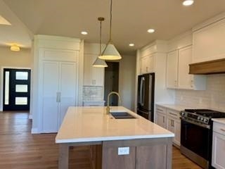 1556 Meister Lane, Waunakee, WI 53597-8941