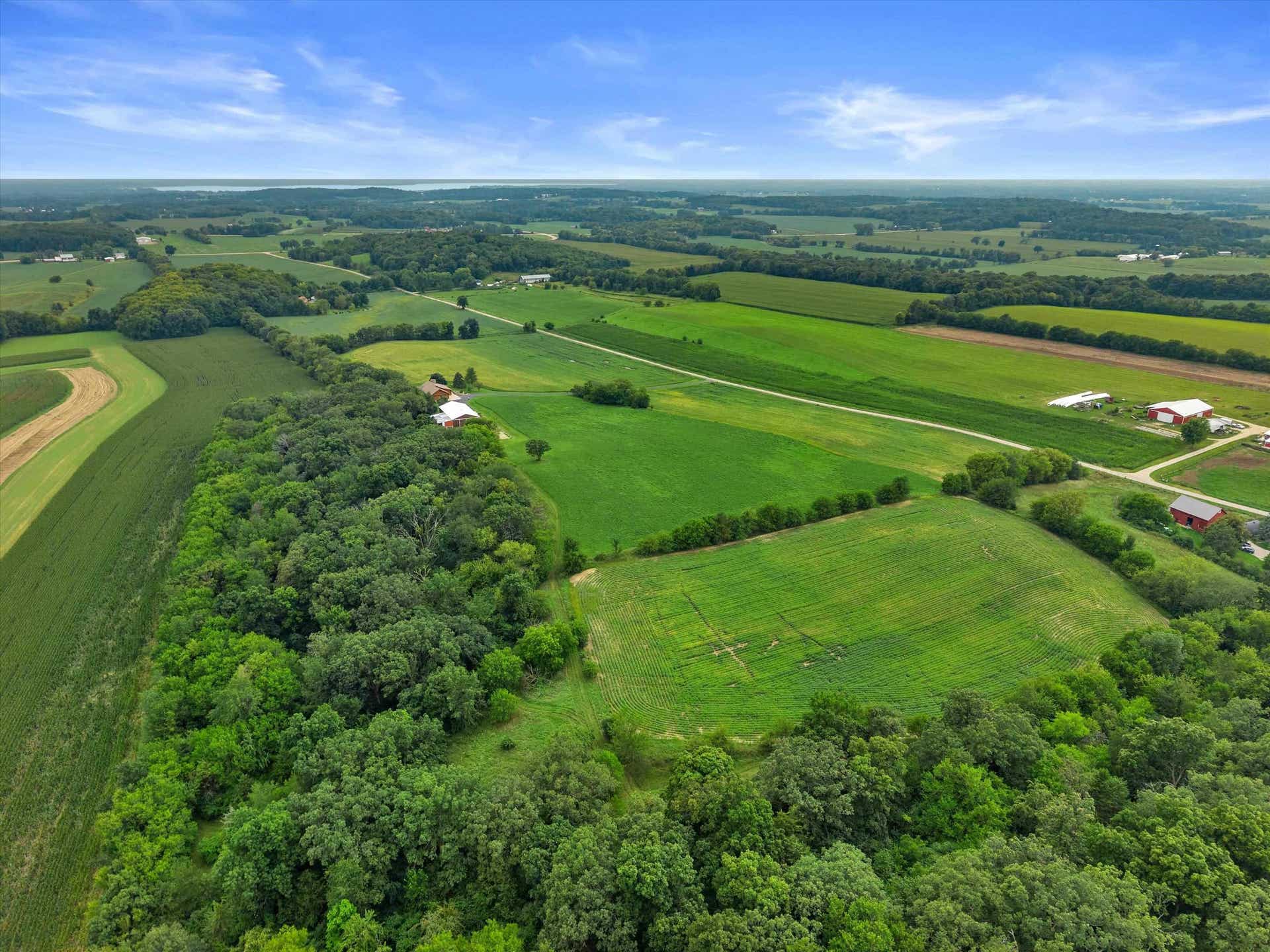 N3810 Scheppert Road, Oakland, WI 53538
