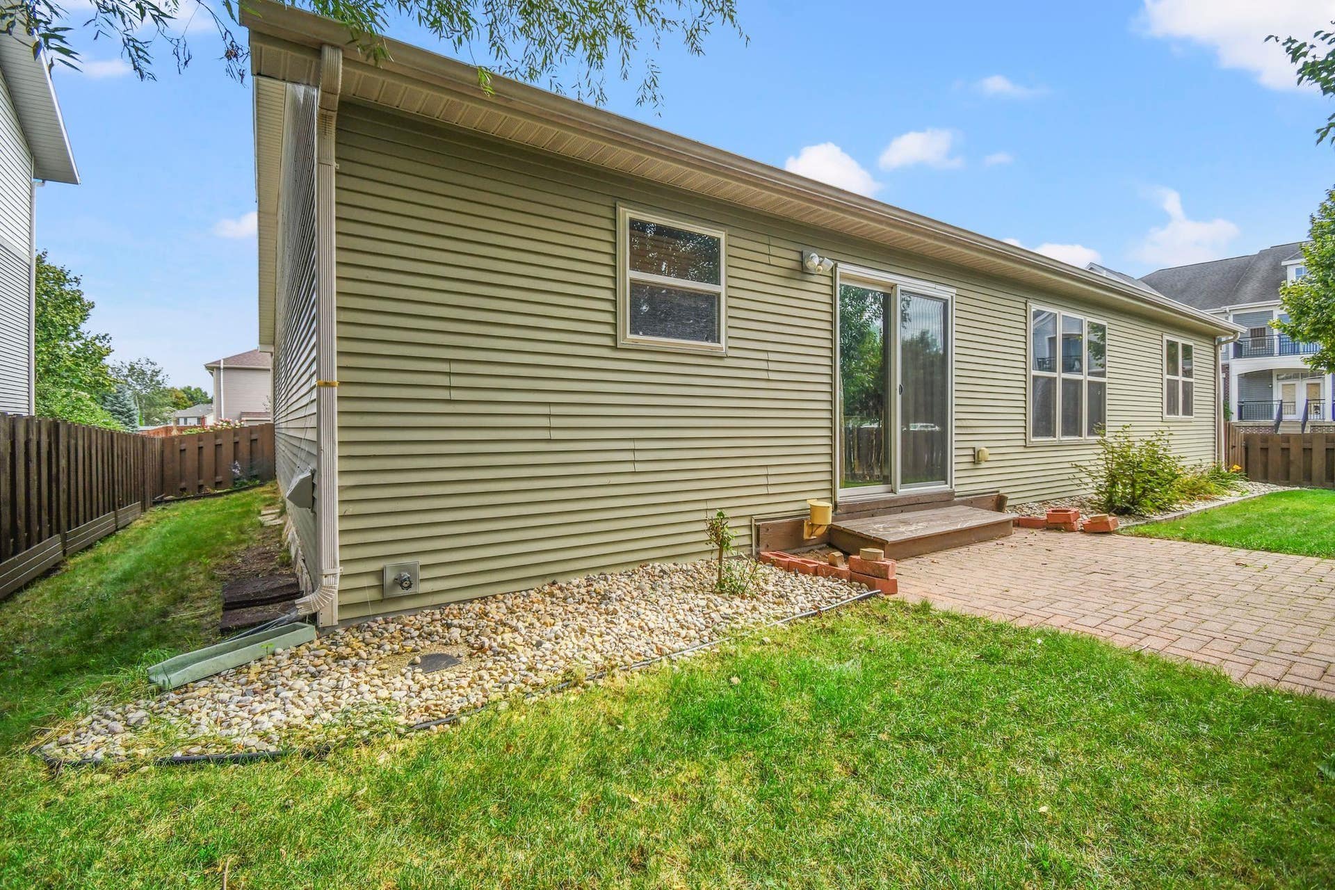 250 Wind Stone Drive, Madison, WI 53718