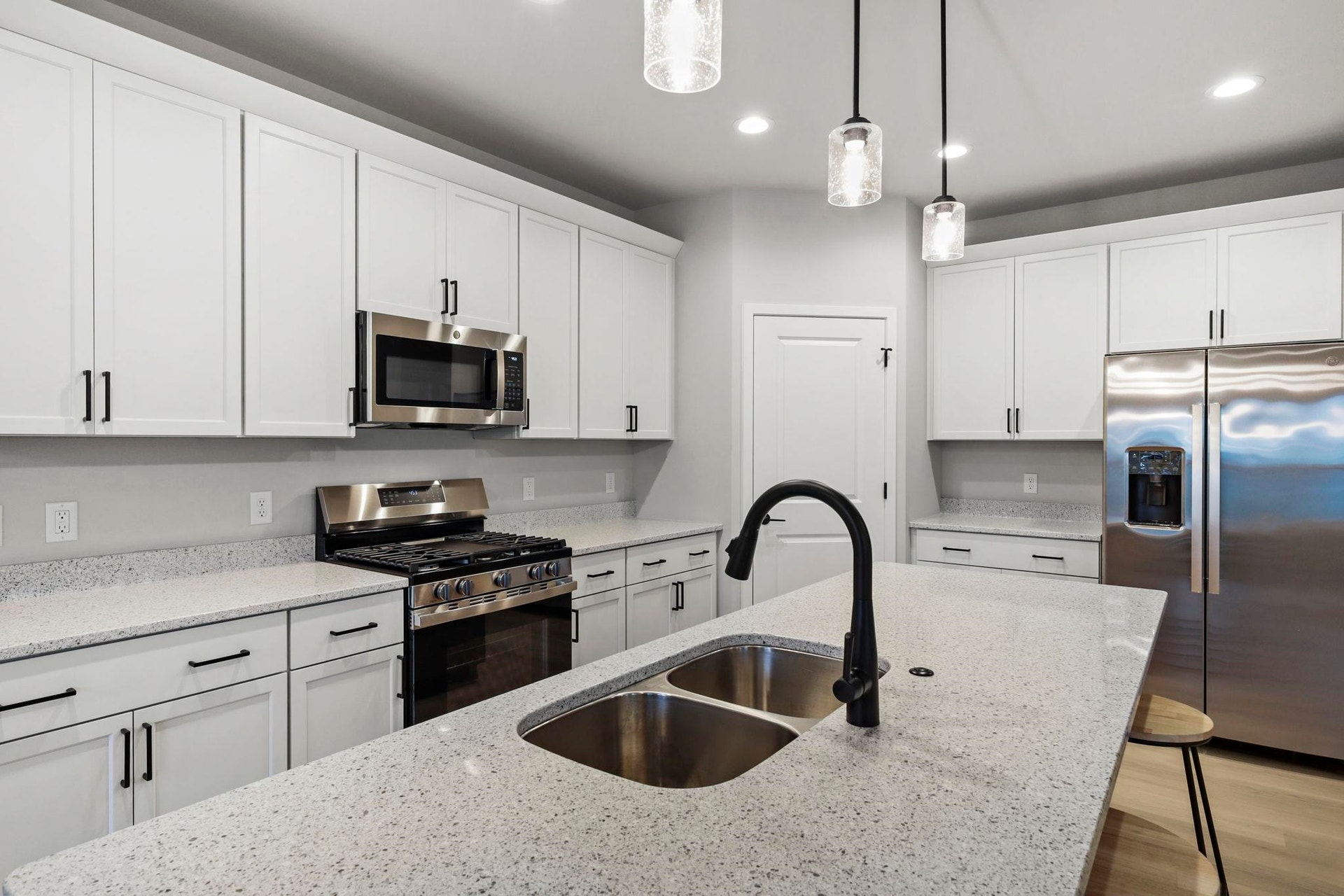 260 Hawks View Drive, Albion, WI 53534