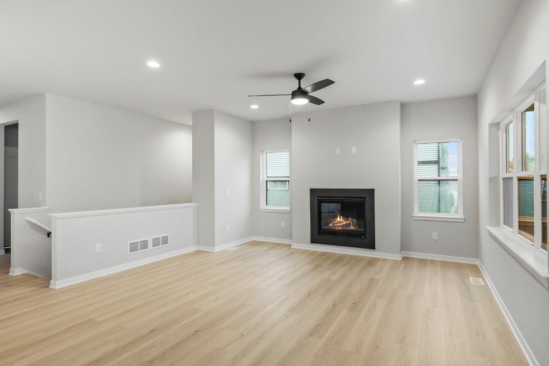 260 Hawks View Drive, Albion, WI 53534