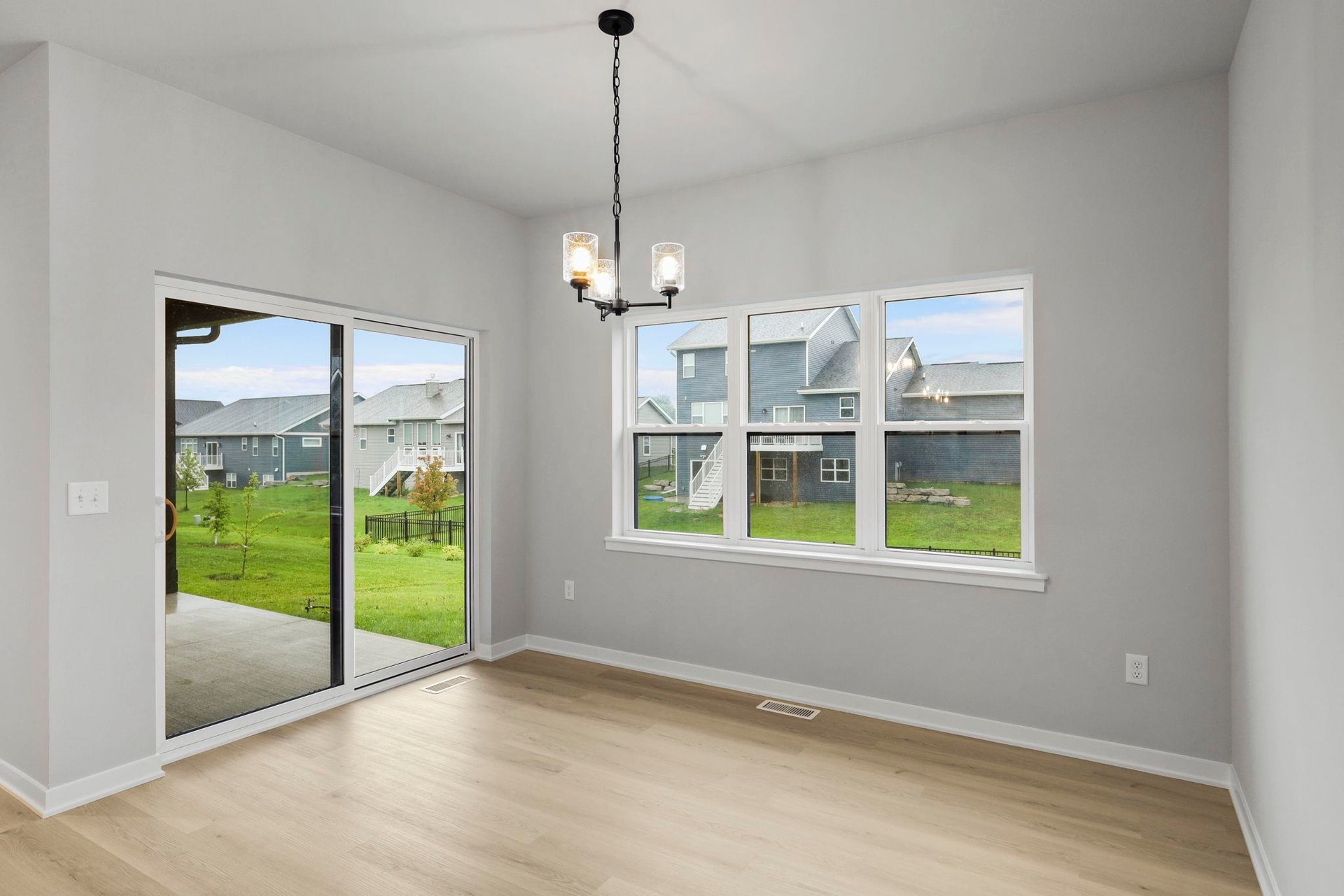260 Hawks View Drive, Albion, WI 53534