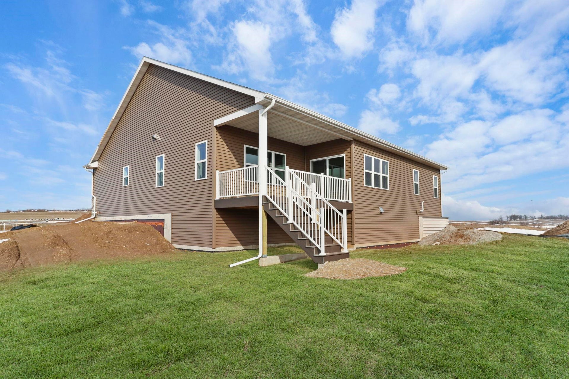 349 Dahlia Drive, Stoughton, WI 53589