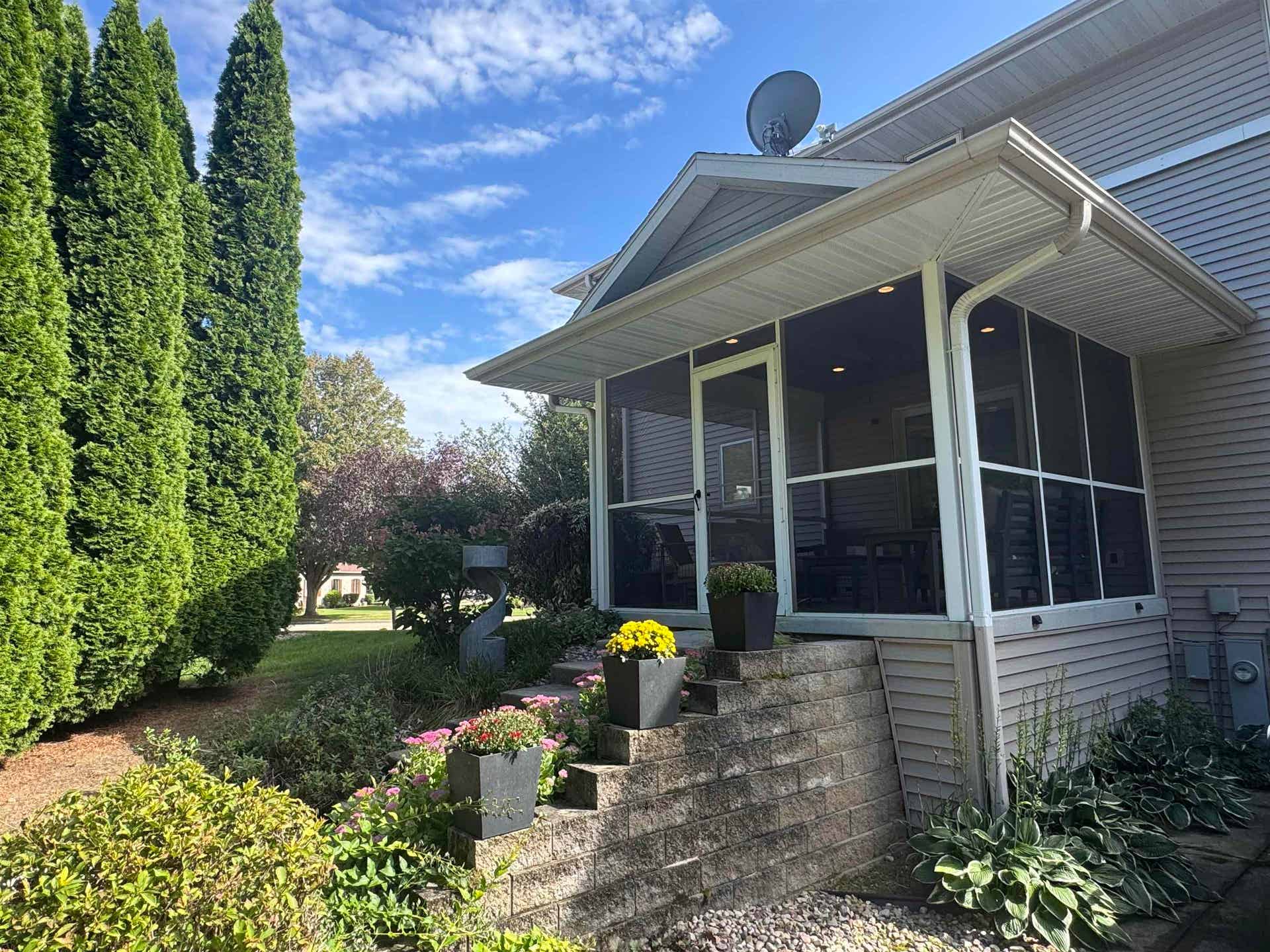 4101 Castlemoor Drive, Janesville, WI 53546