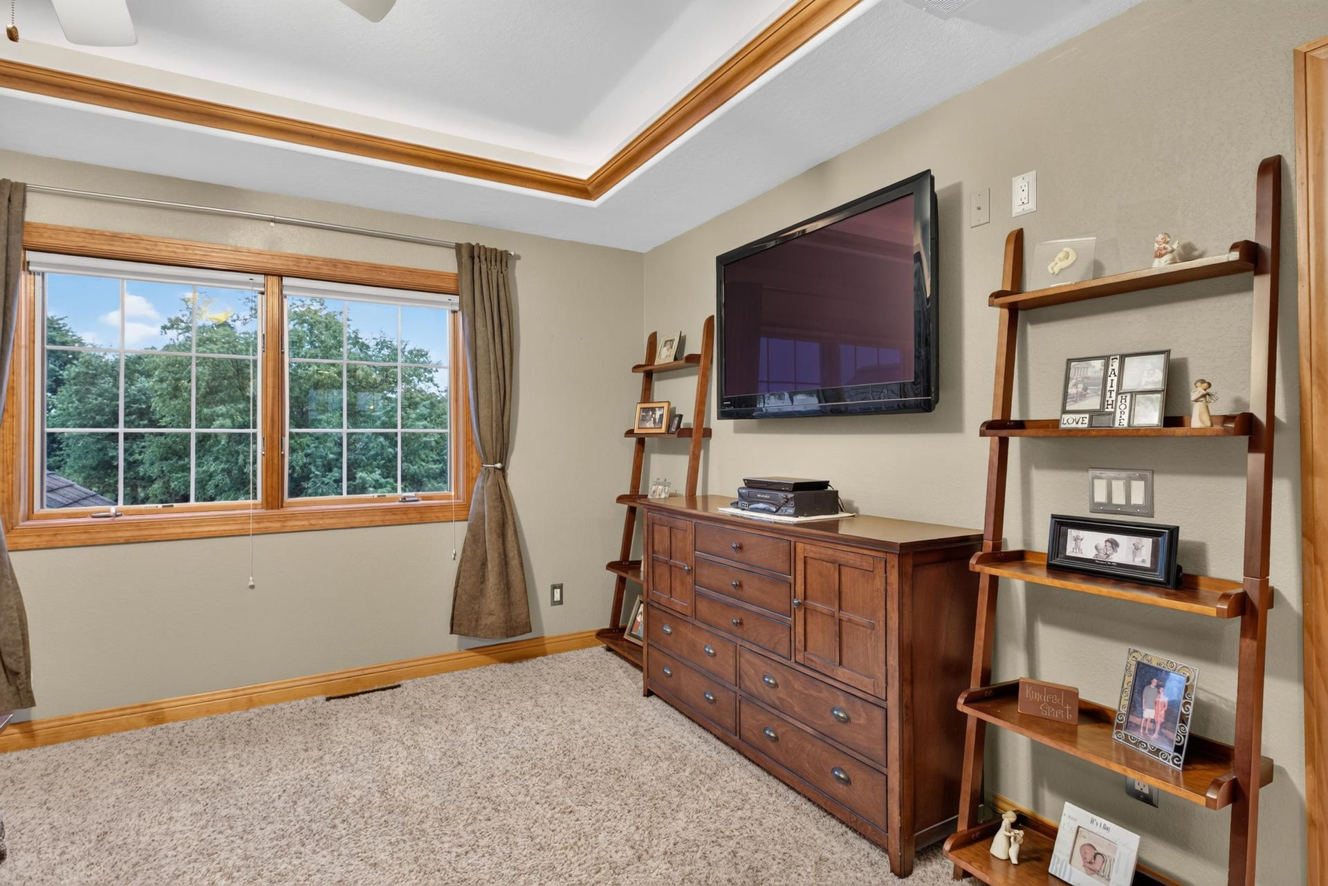 305 Ridgeview Lane, Columbus, WI 53925