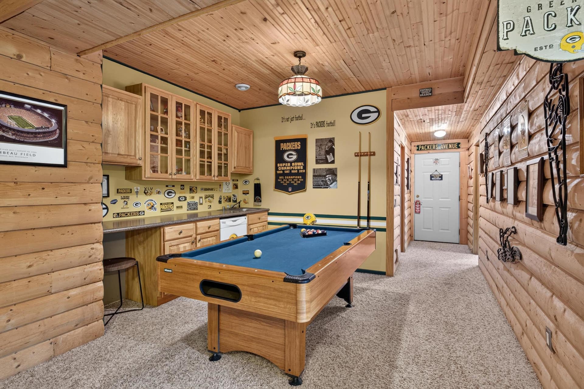 305 Ridgeview Lane, Columbus, WI 53925