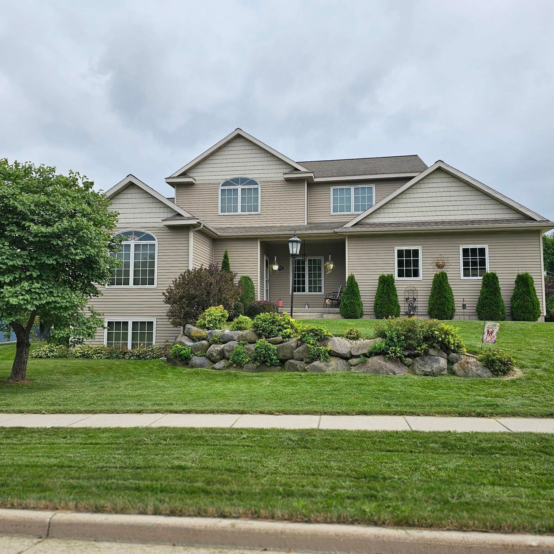 305 Ridgeview Lane, Columbus, WI 53925