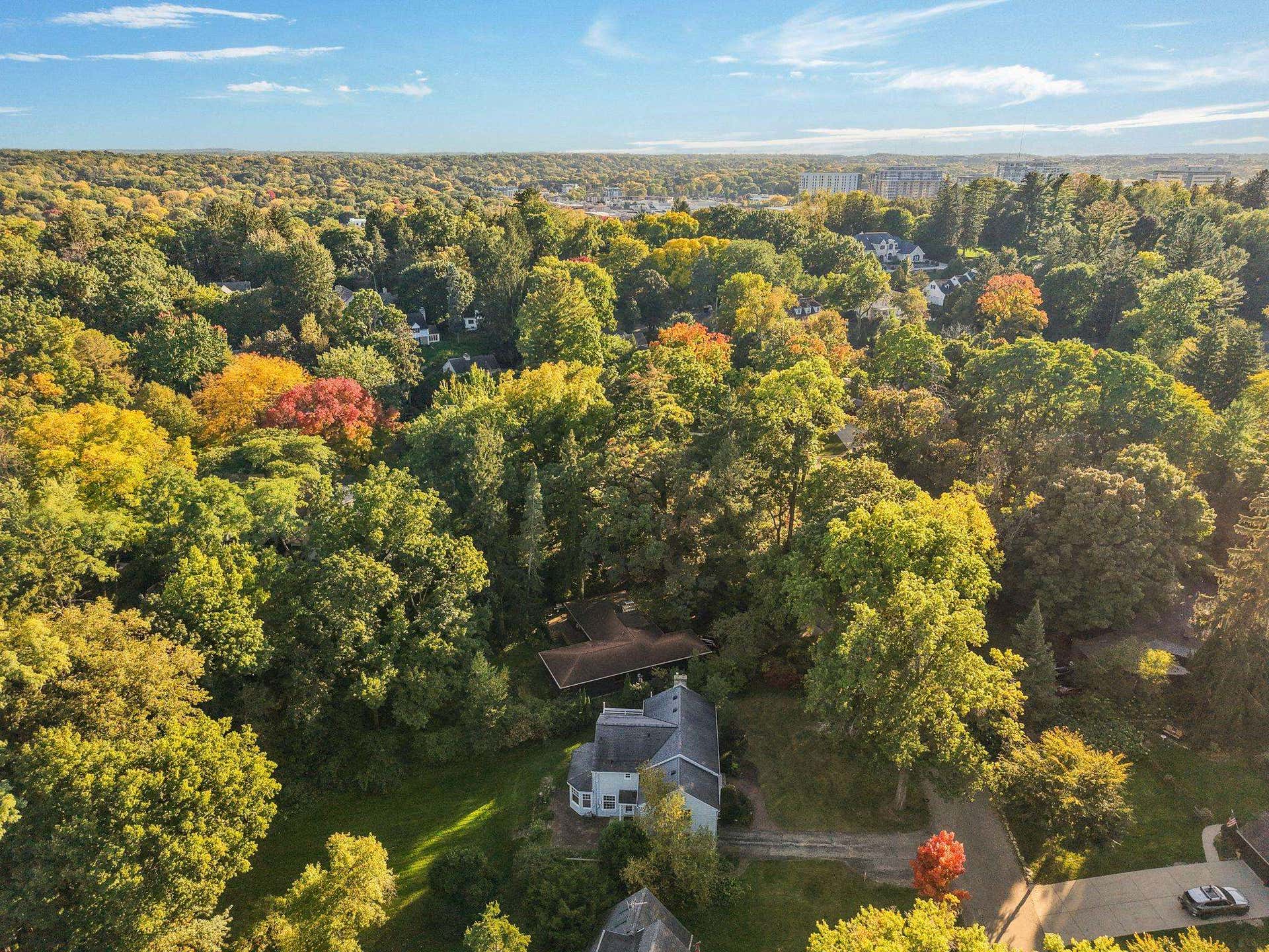 3423 Viburnum Drive, Shorewood Hills, WI 53705