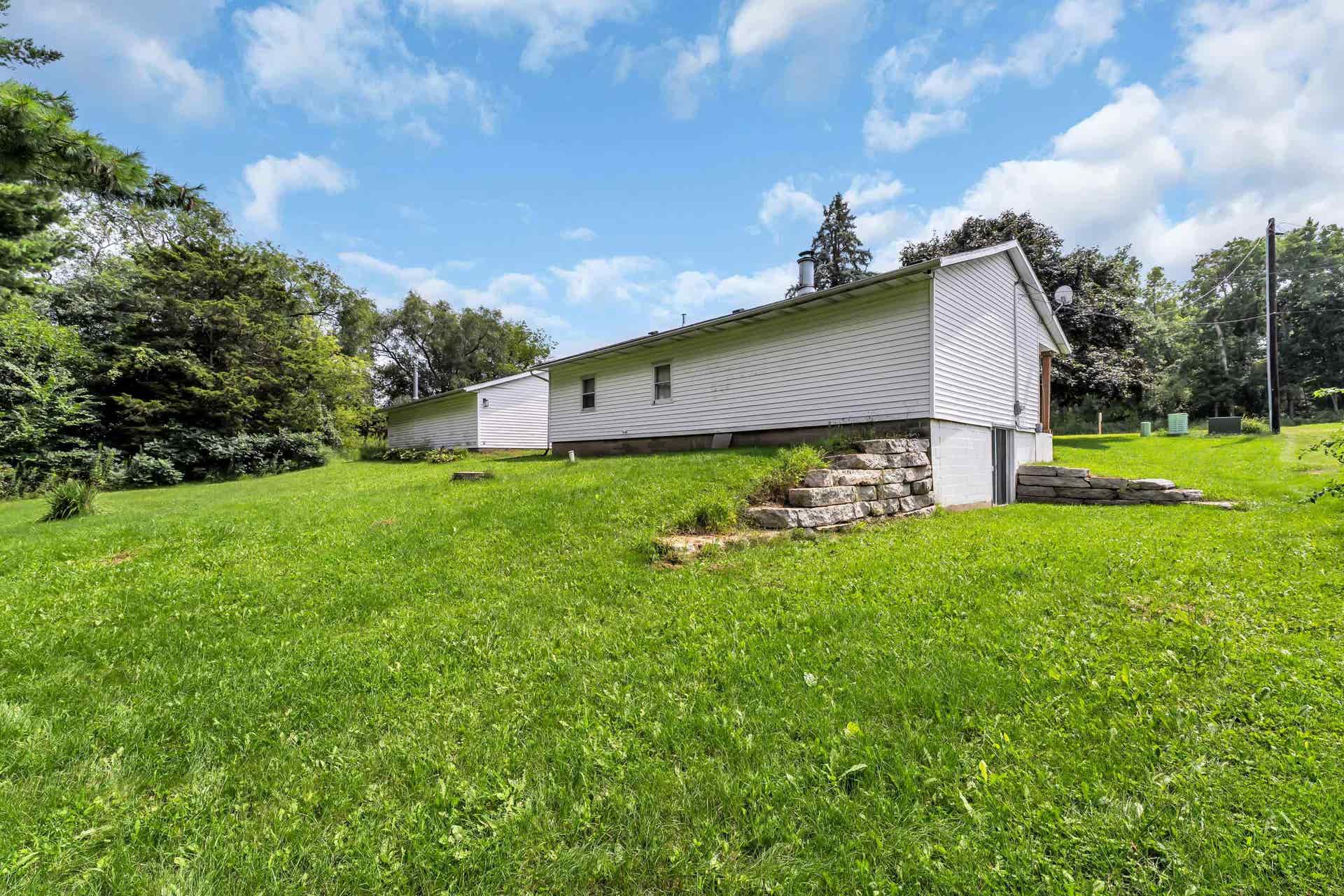 4601 County Hwy Tt, Sun Prairie, WI 53590